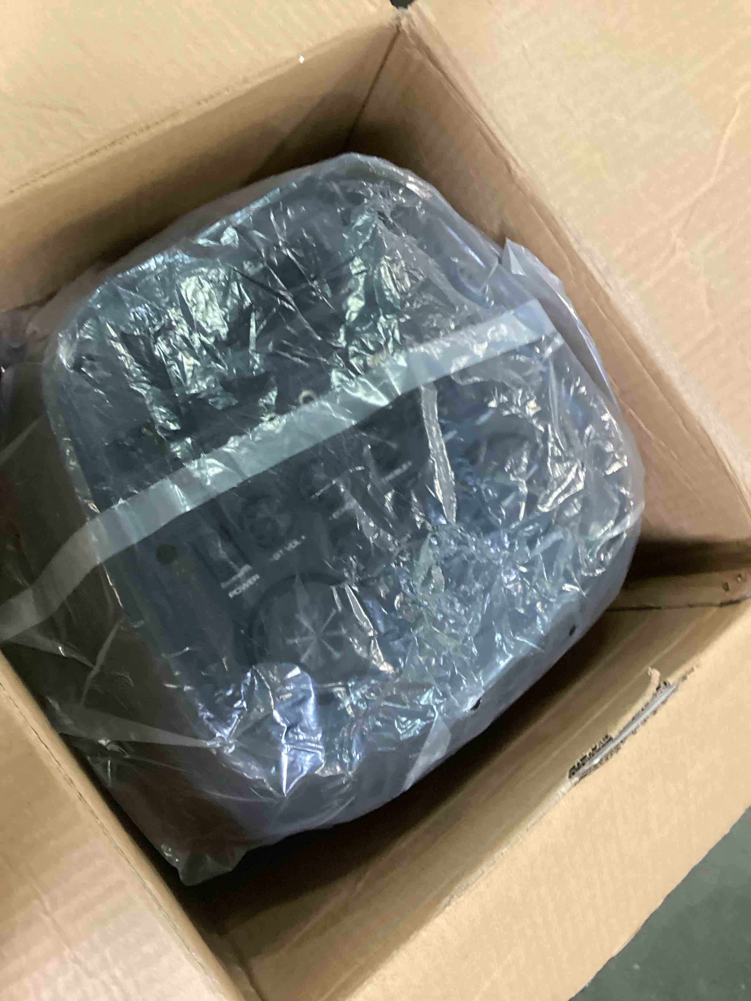 https://s3.amazonaws.com/lotting-images-prod/bidfta/TEA0027574_1724781105468.jpeg
