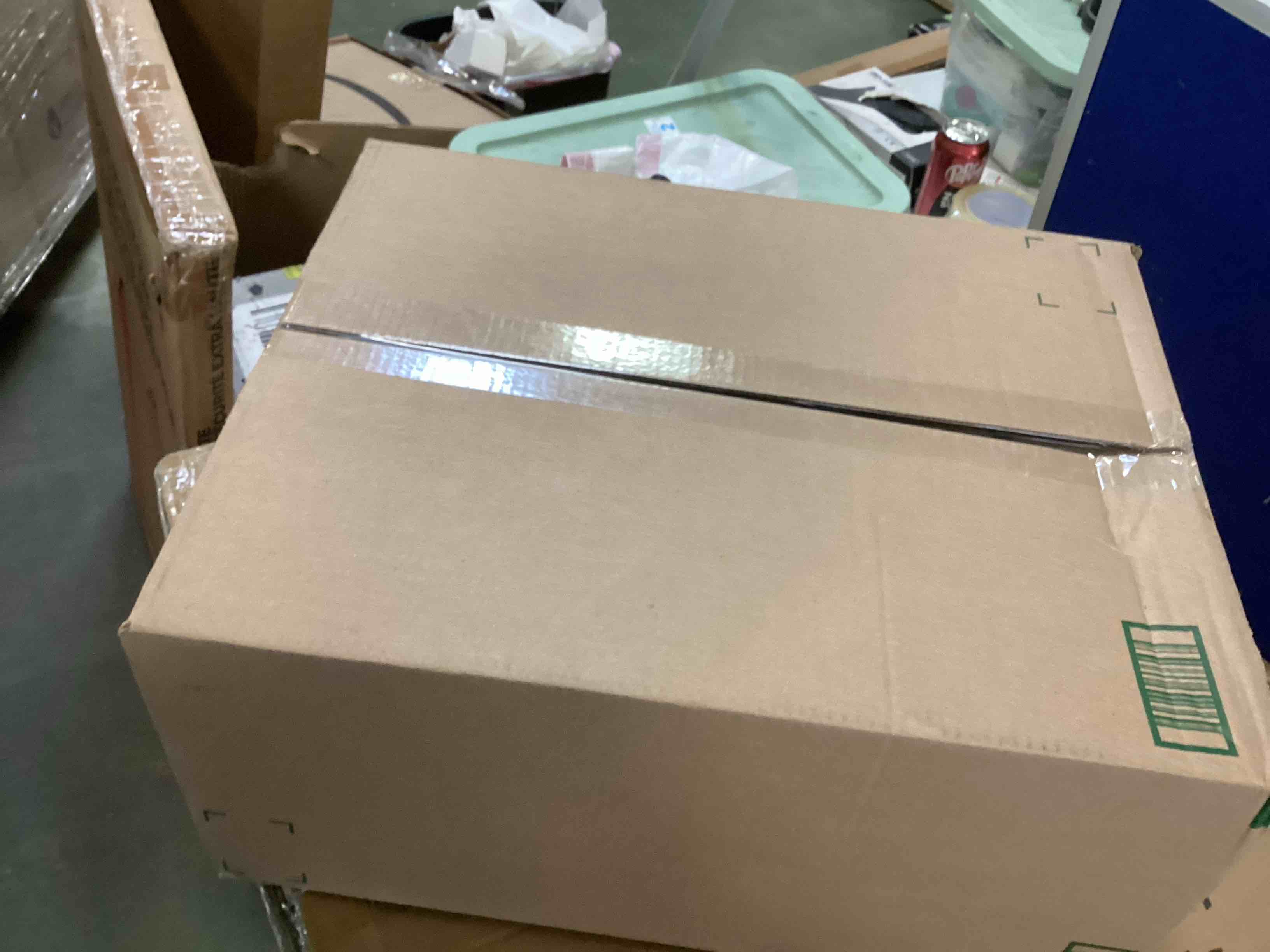 https://s3.amazonaws.com/lotting-images-prod/bidfta/TEA0028691_1724096472121.jpeg