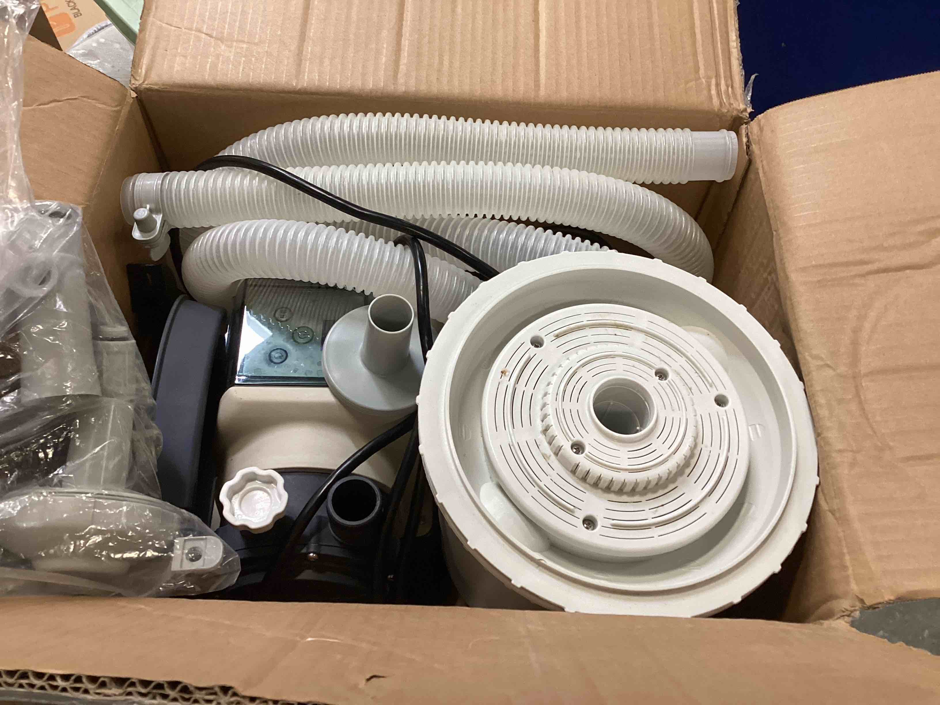 https://s3.amazonaws.com/lotting-images-prod/bidfta/TEA0028750_1724089102554.jpeg