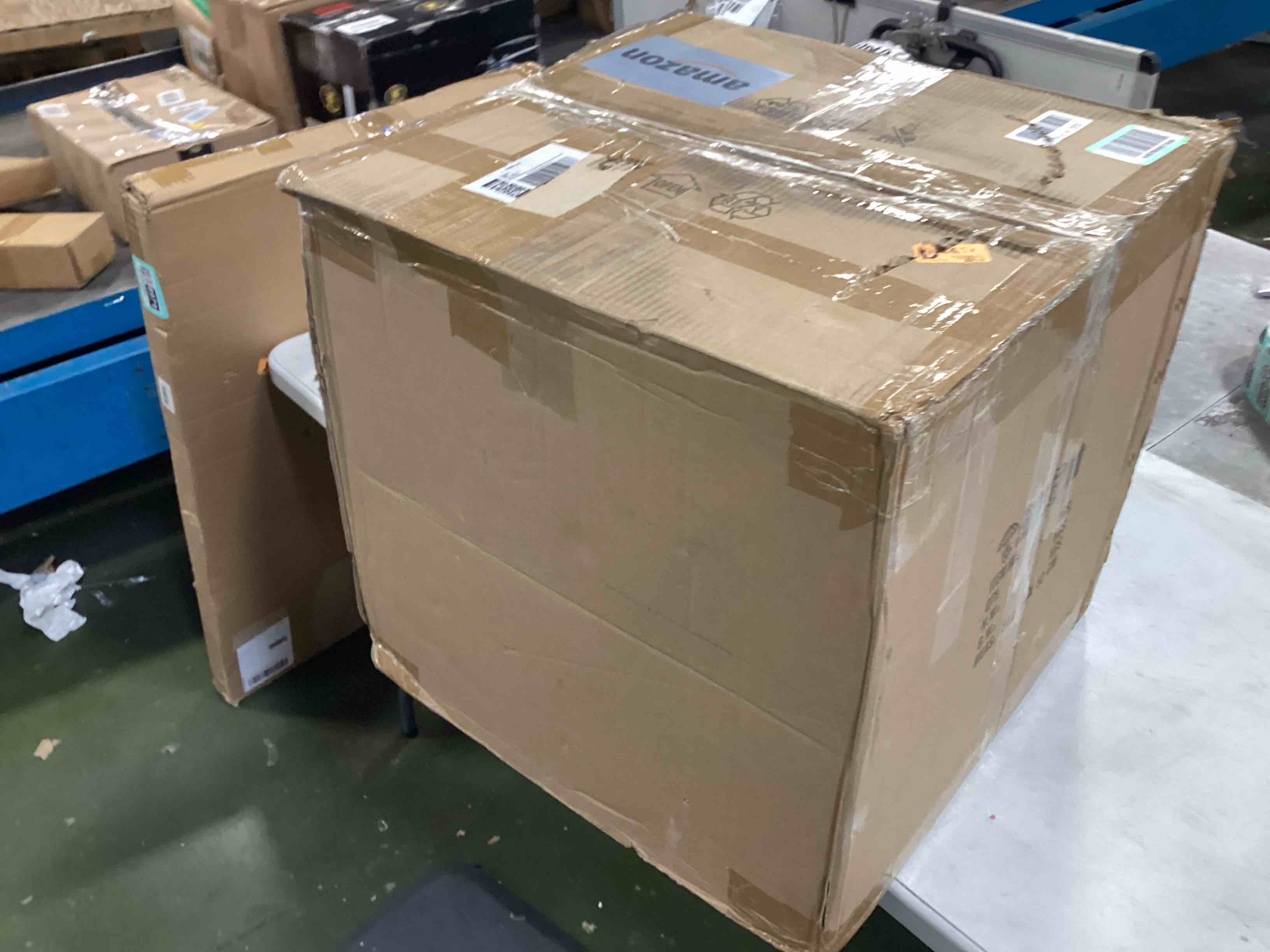 https://s3.amazonaws.com/lotting-images-prod/bidfta/TEA0028970_1723829901250.jpeg