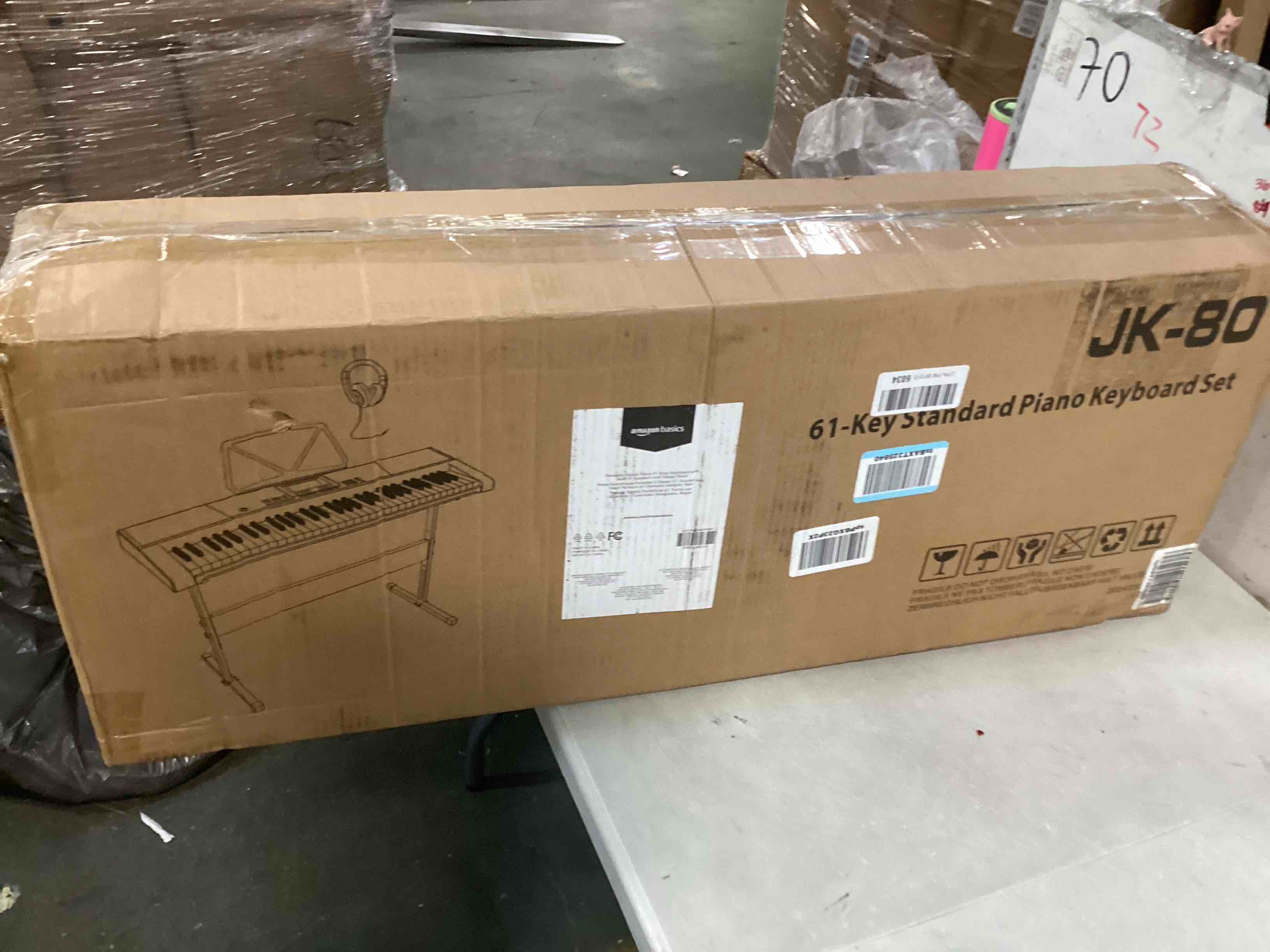 https://s3.amazonaws.com/lotting-images-prod/bidfta/TEA0029575_1723637611347.jpeg