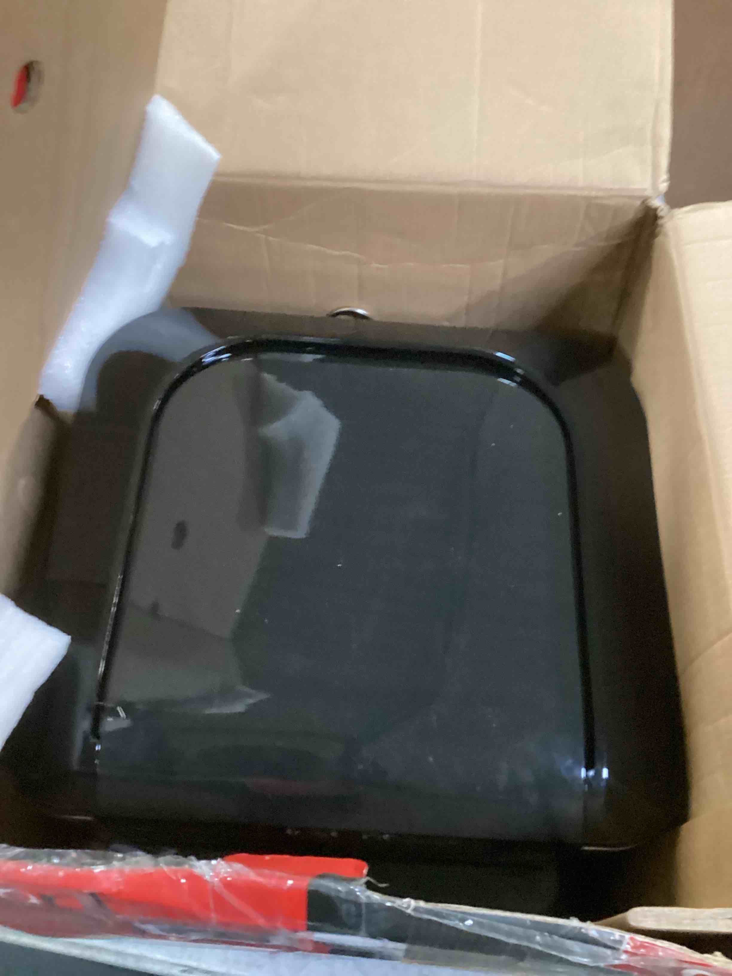https://s3.amazonaws.com/lotting-images-prod/bidfta/TEA0029597_1723578690610.jpeg