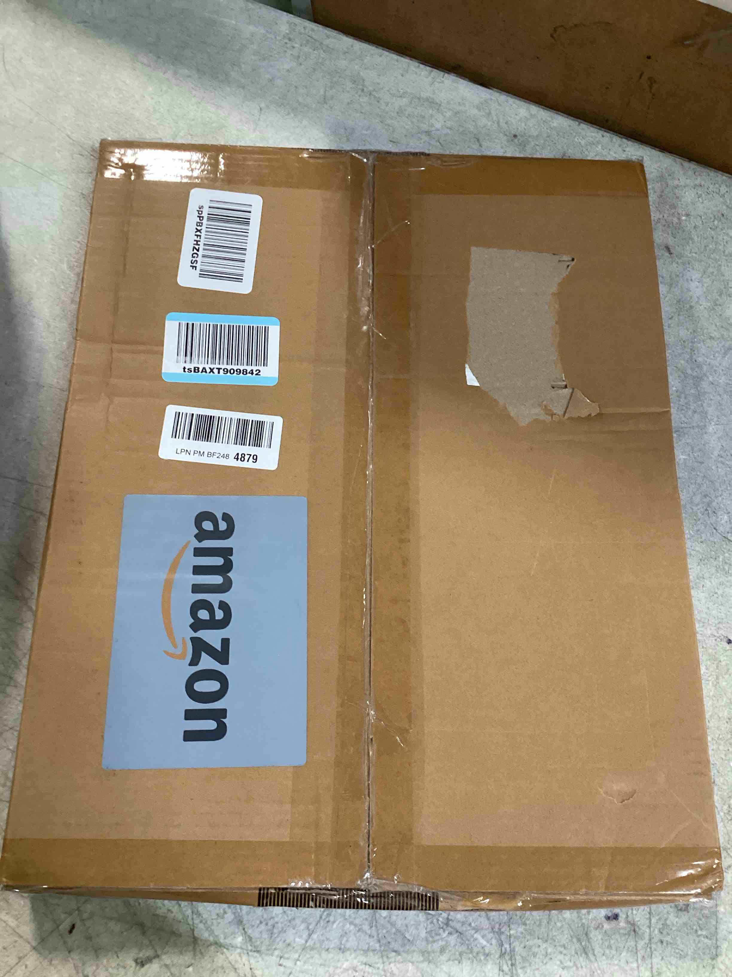 https://s3.amazonaws.com/lotting-images-prod/bidfta/TEA0029743_1723557216330.jpeg
