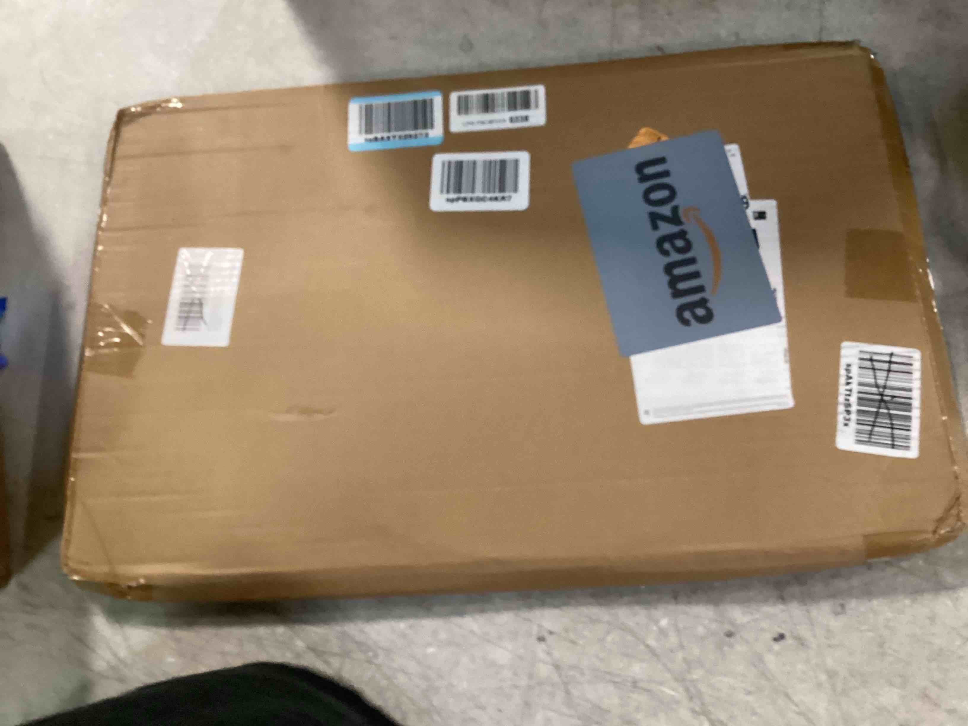 https://s3.amazonaws.com/lotting-images-prod/bidfta/TEA0029782_1723551638789.jpeg