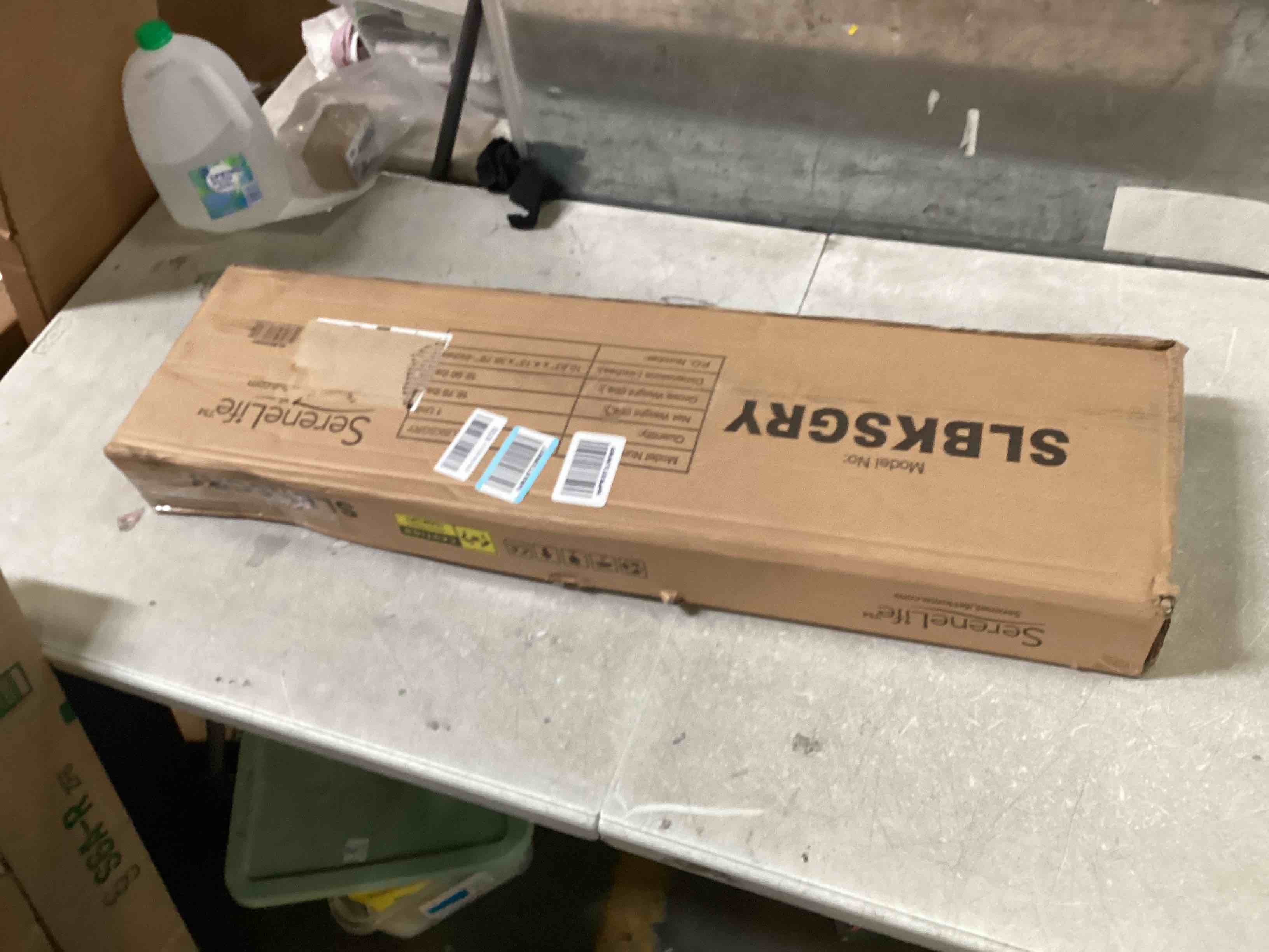 https://s3.amazonaws.com/lotting-images-prod/bidfta/TEA0029901_1723477983422.jpeg