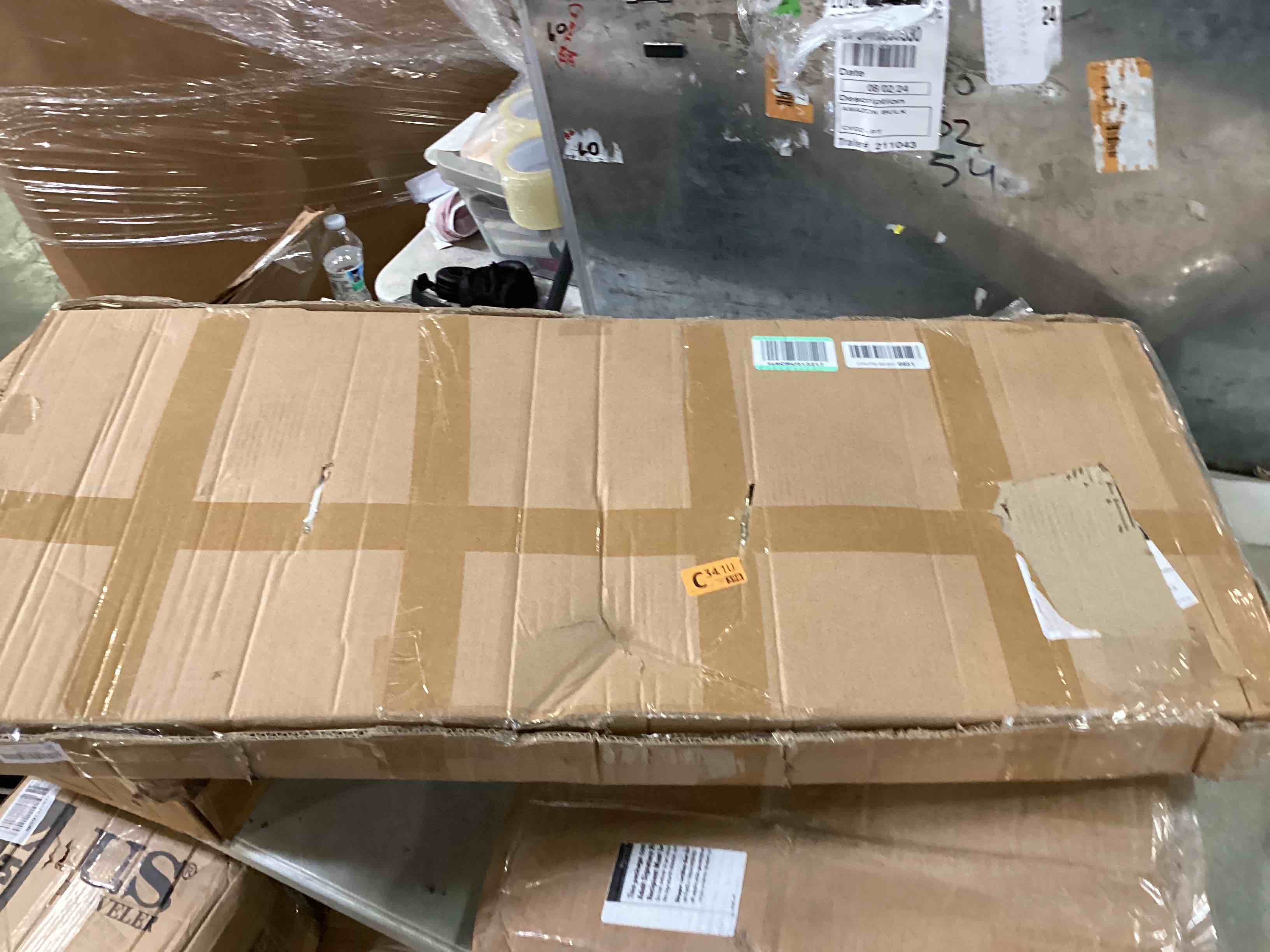 https://s3.amazonaws.com/lotting-images-prod/bidfta/TEA0029953_1723470258715.jpeg