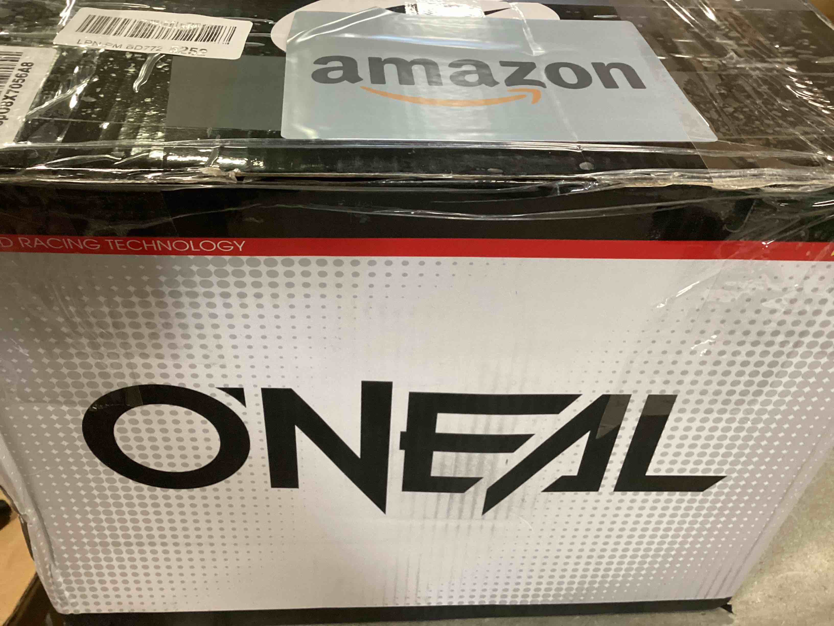 https://s3.amazonaws.com/lotting-images-prod/bidfta/TEA0032912_1724788484279.jpeg