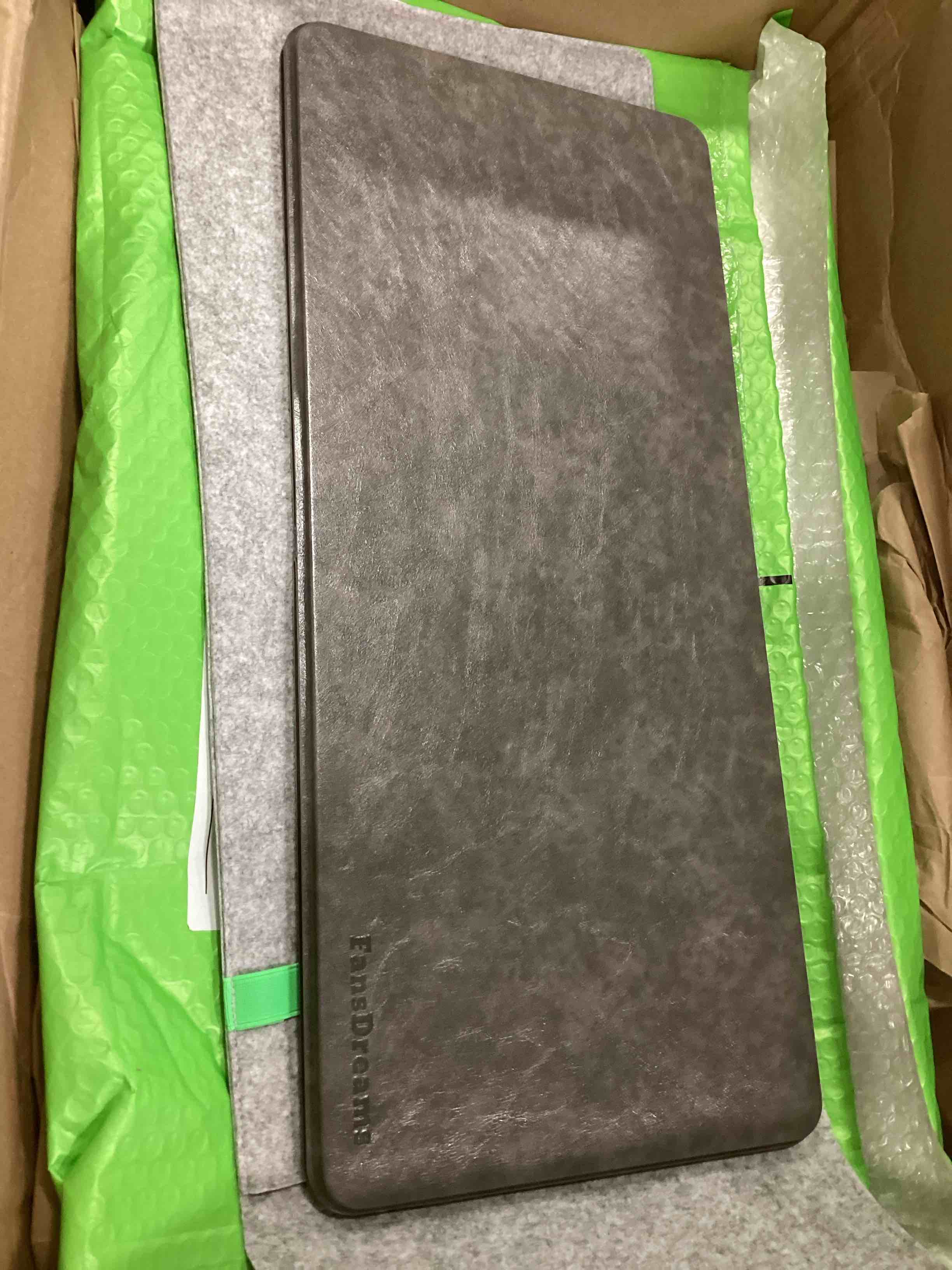 https://s3.amazonaws.com/lotting-images-prod/bidfta/TEA0033299_1724678657973.jpeg
