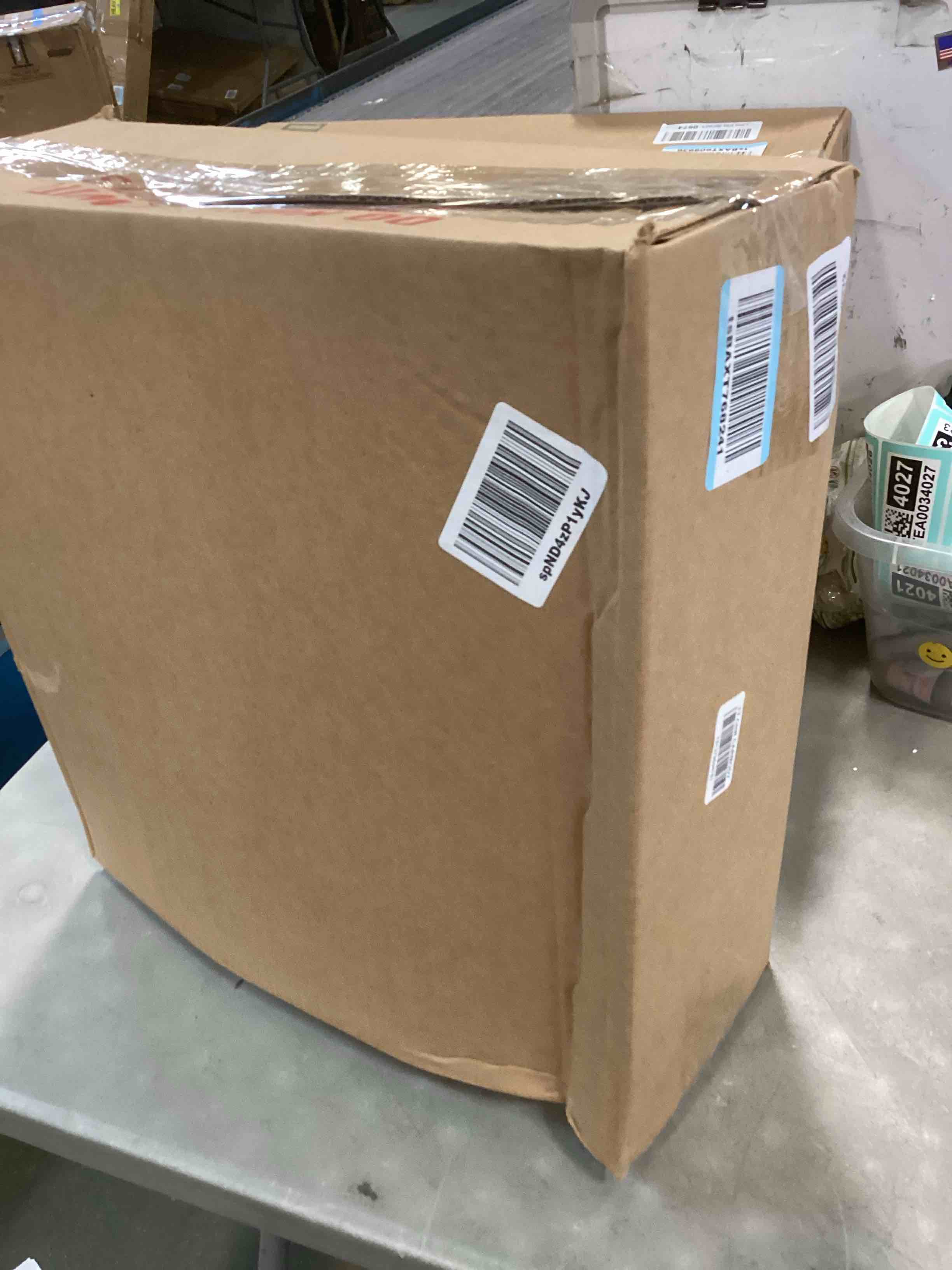 https://s3.amazonaws.com/lotting-images-prod/bidfta/TEA0034029_1724435642006.jpeg