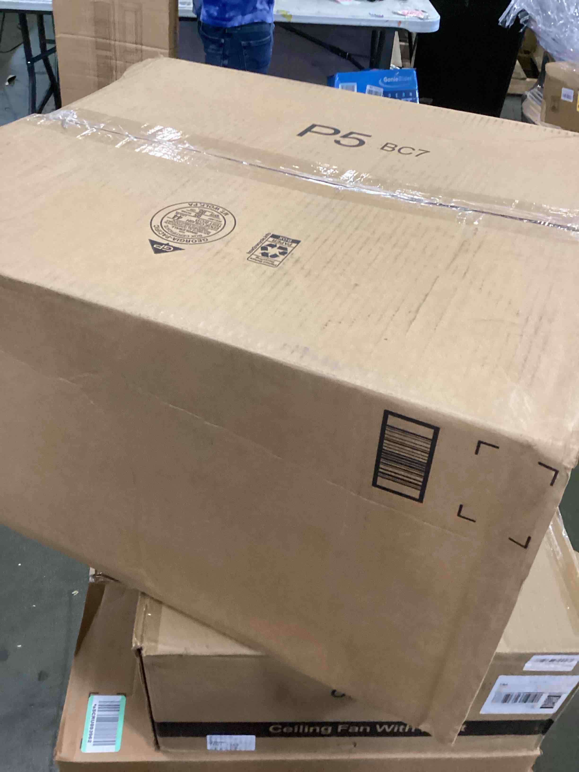 https://s3.amazonaws.com/lotting-images-prod/bidfta/TEA0036241_1723829897543.jpeg