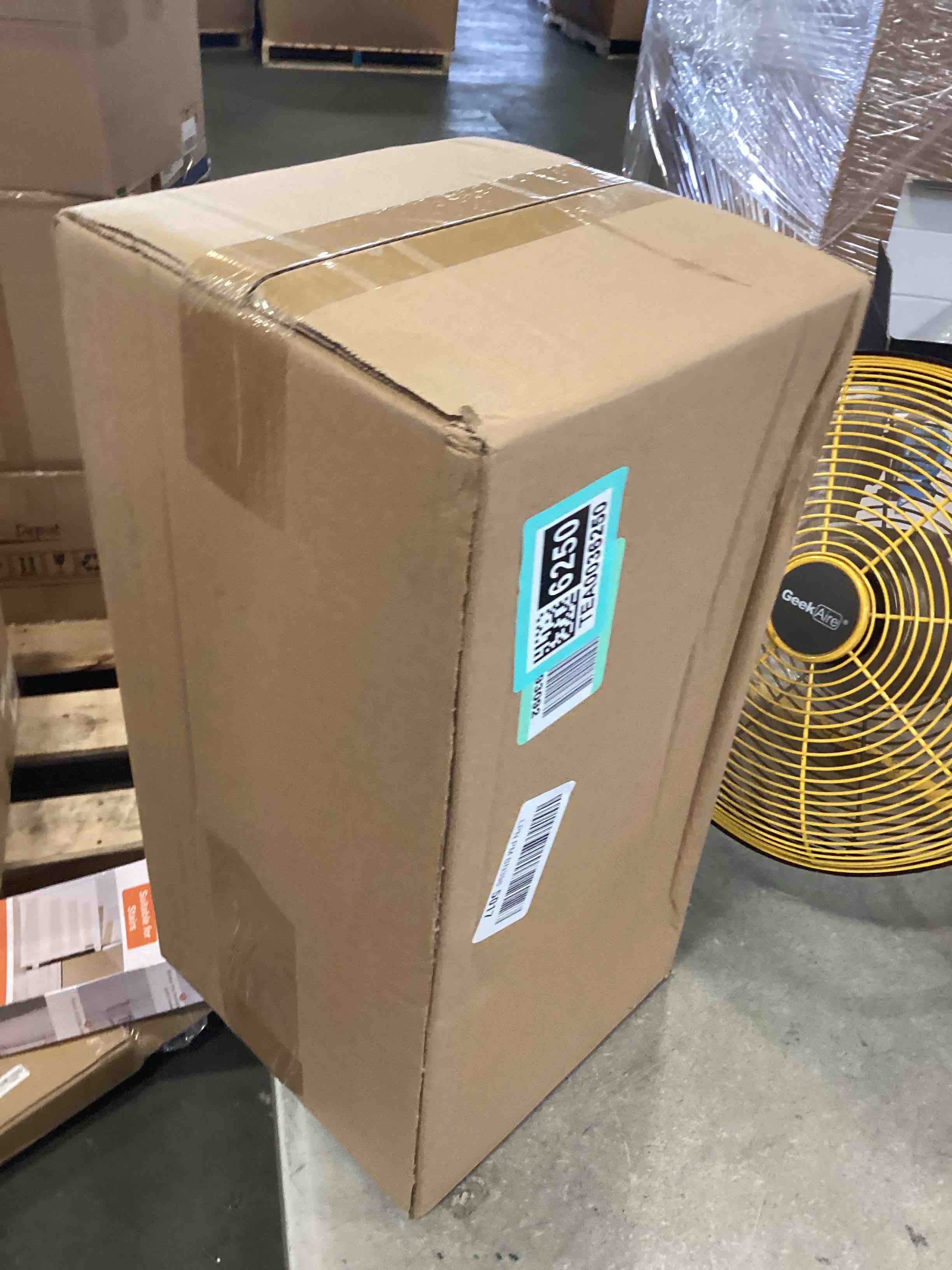 https://s3.amazonaws.com/lotting-images-prod/bidfta/TEA0036250_1723829188443.jpeg