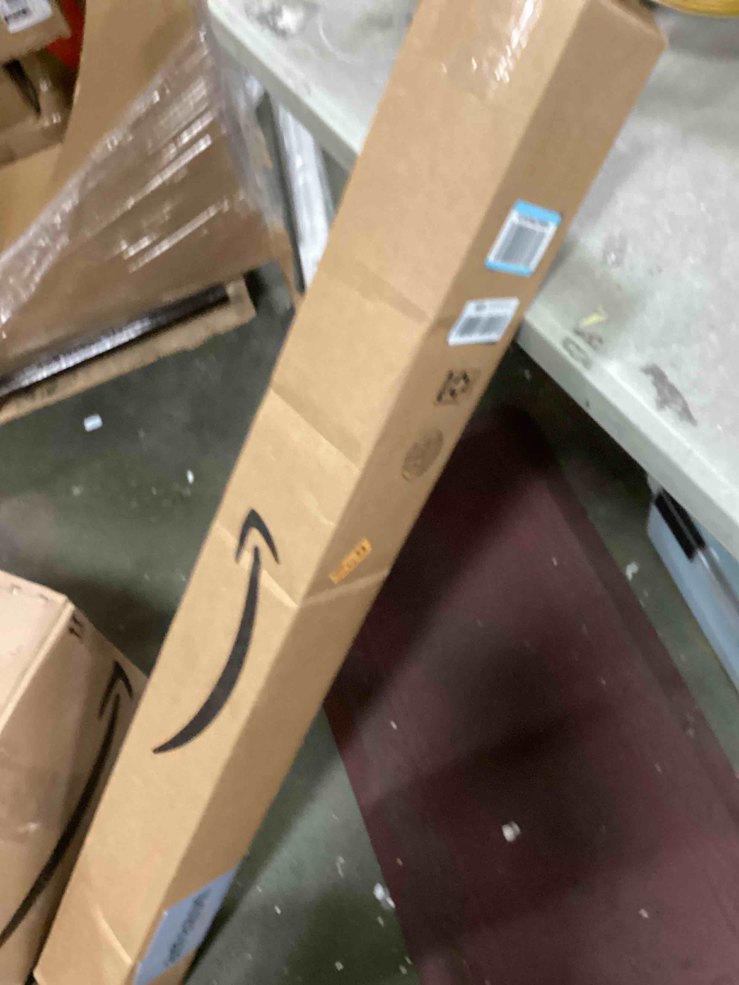 https://s3.amazonaws.com/lotting-images-prod/bidfta/TEA0036364_1723814762893.jpeg