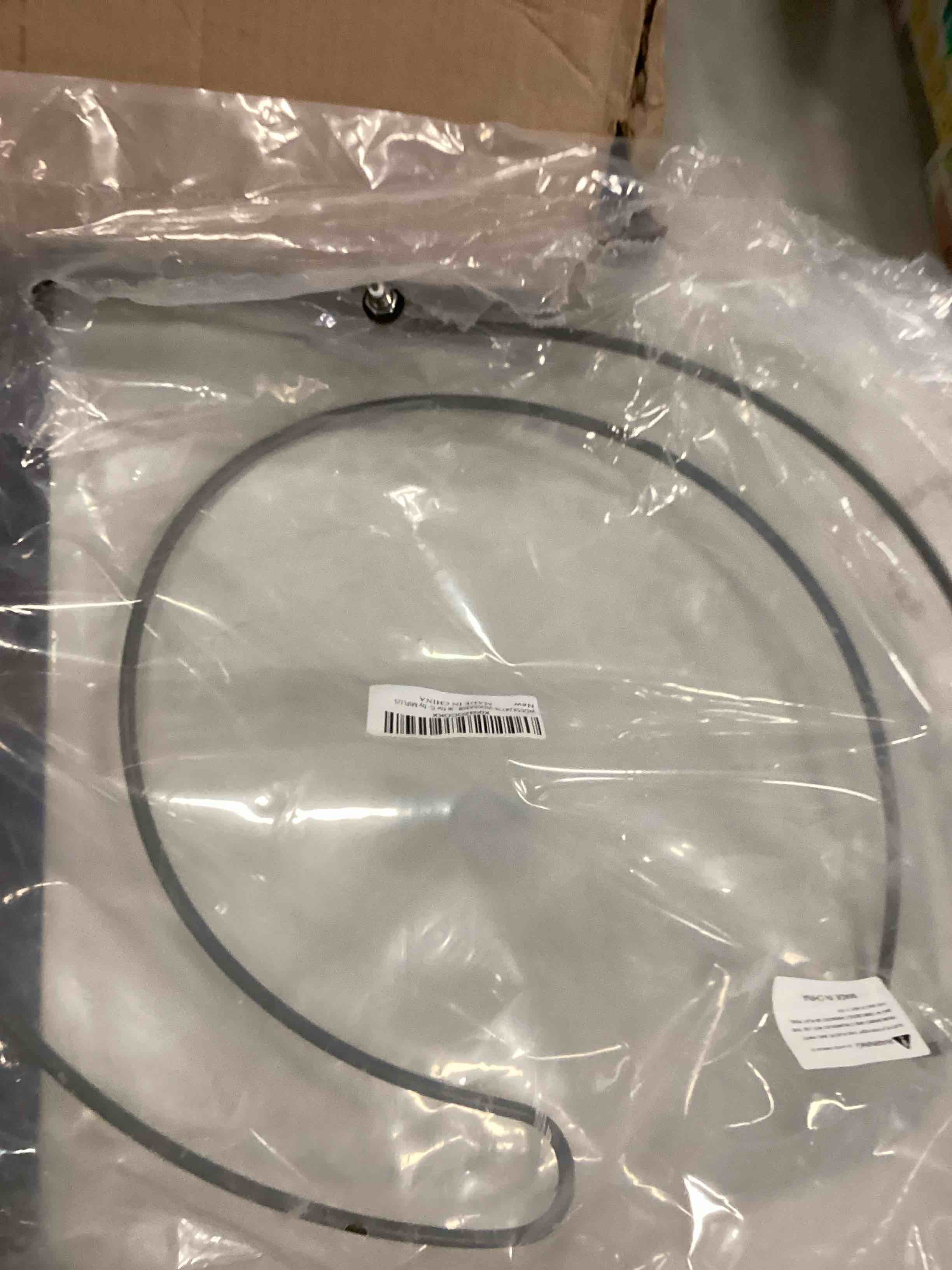 https://s3.amazonaws.com/lotting-images-prod/bidfta/TEA0036763_1723643209725.jpeg