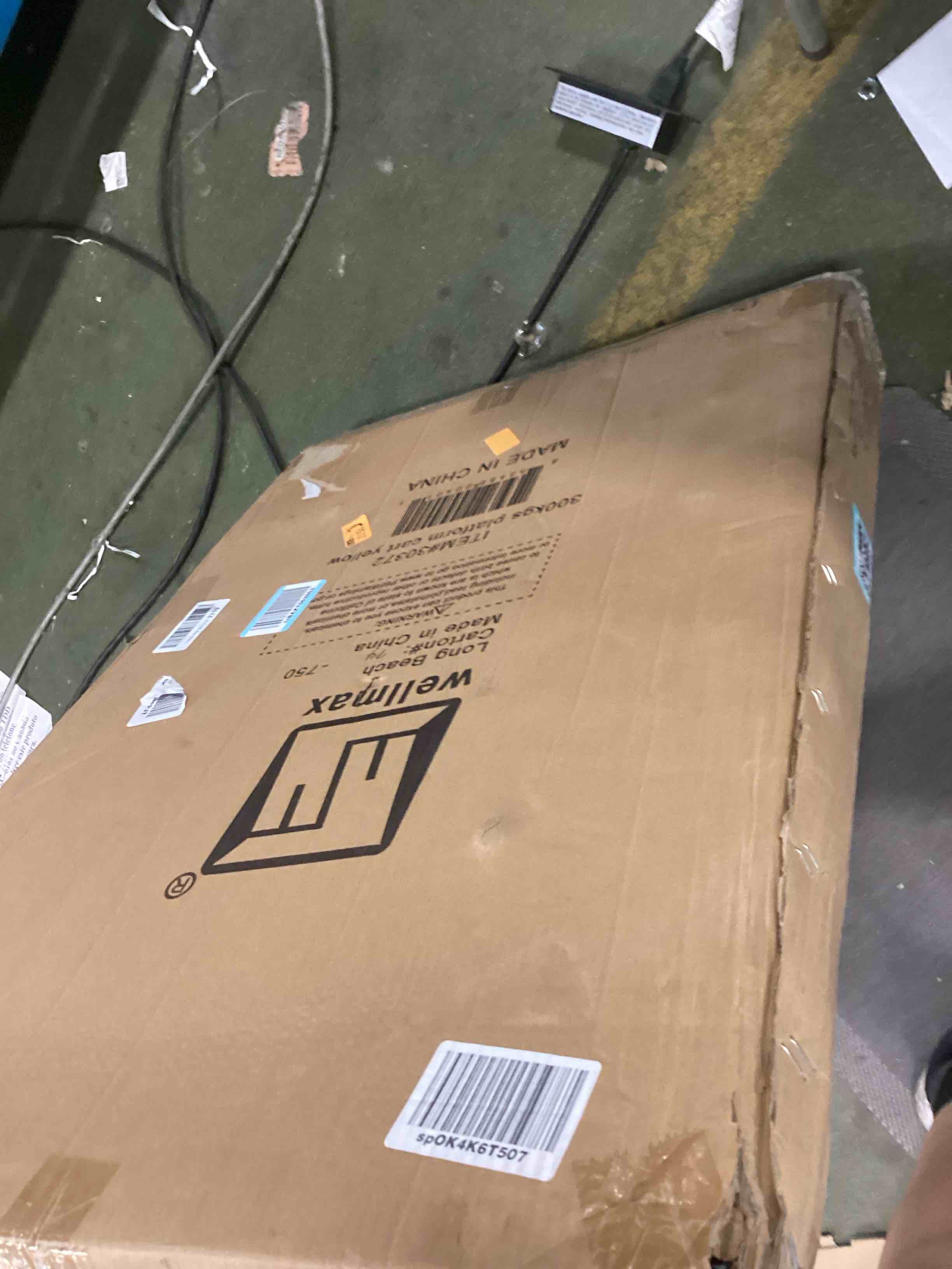 https://s3.amazonaws.com/lotting-images-prod/bidfta/TEA0036832_1723579076987.jpeg