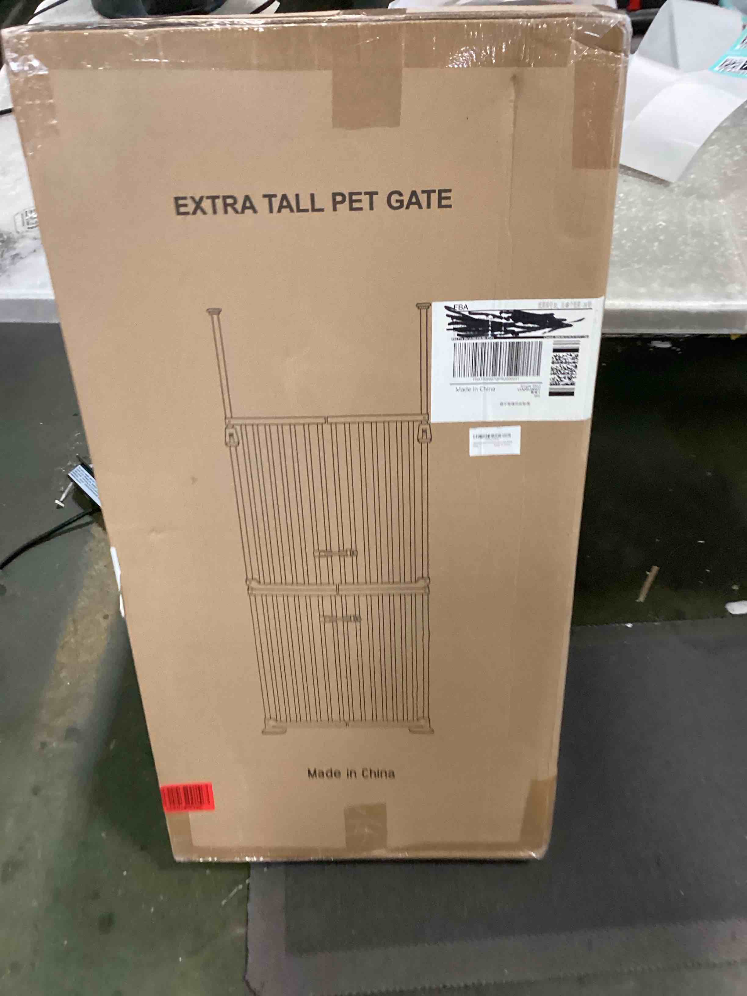 https://s3.amazonaws.com/lotting-images-prod/bidfta/TEA0037011_1723555134340.jpeg