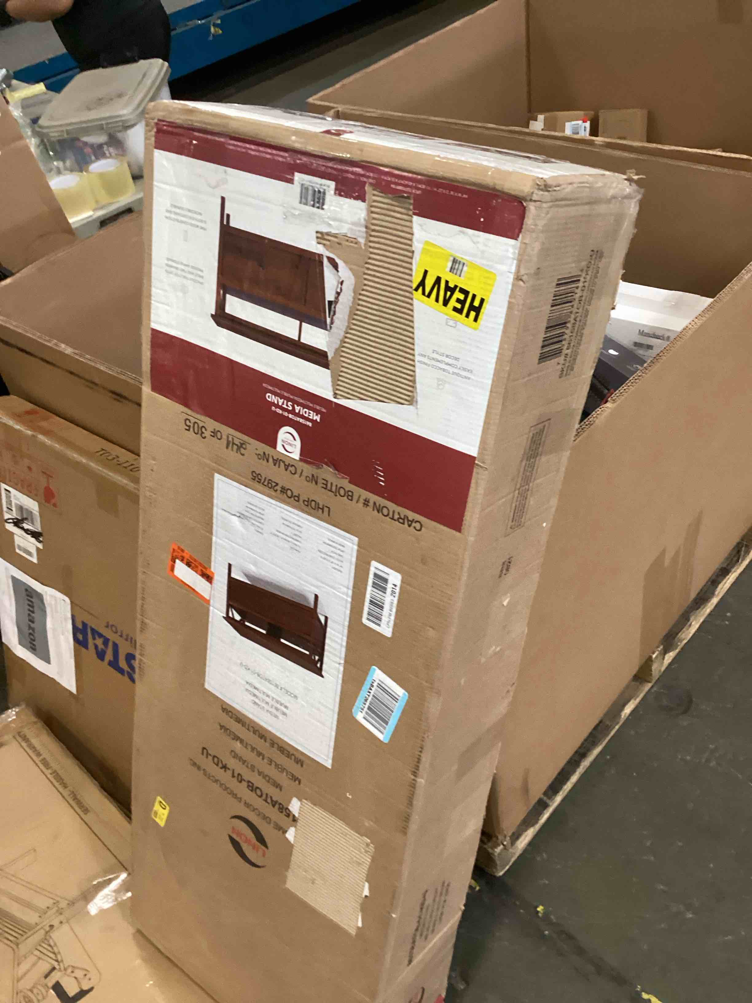 https://s3.amazonaws.com/lotting-images-prod/bidfta/TEA0037100_1723487541064.jpeg