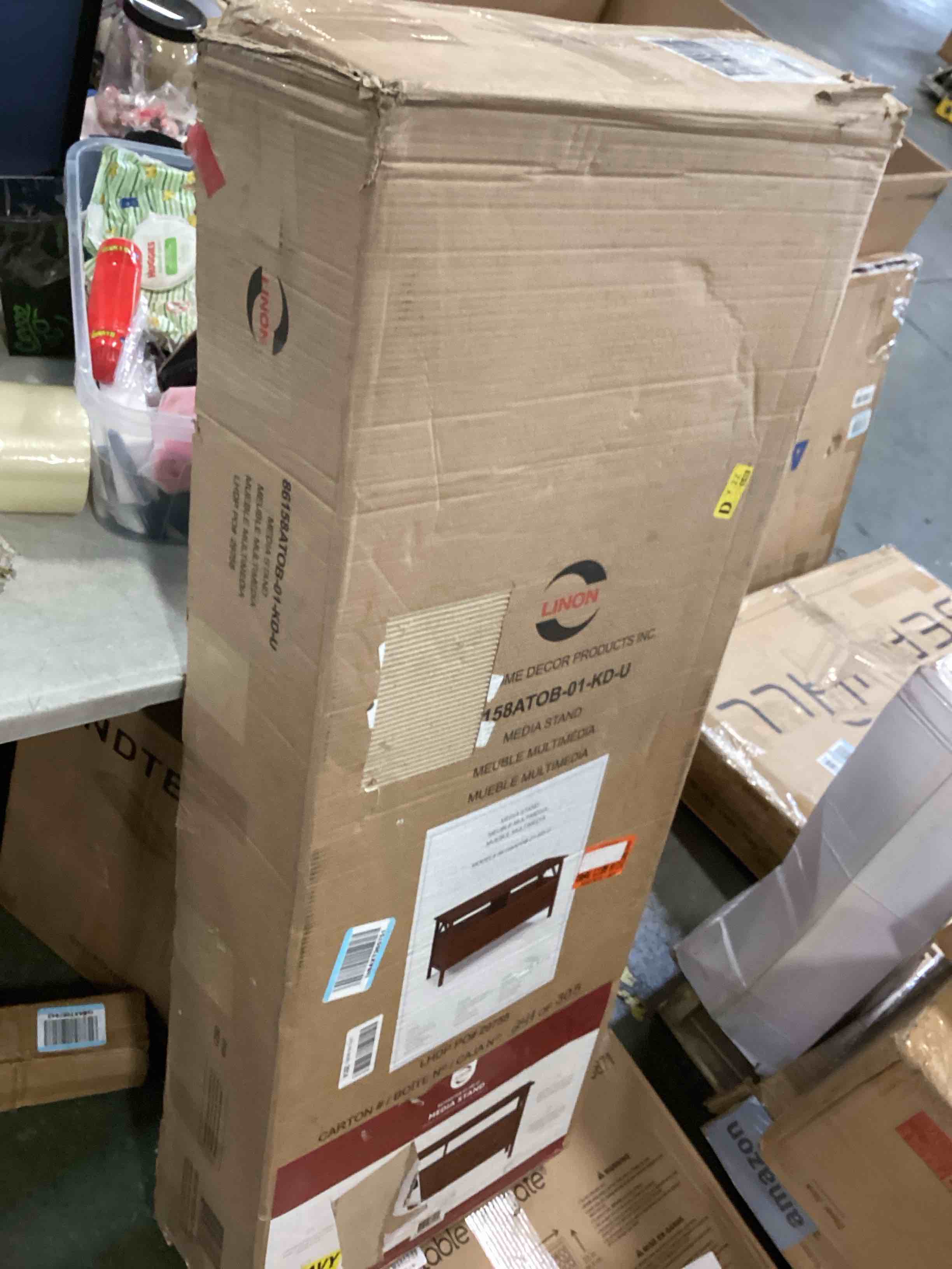 https://s3.amazonaws.com/lotting-images-prod/bidfta/TEA0037100_1723487609527.jpeg