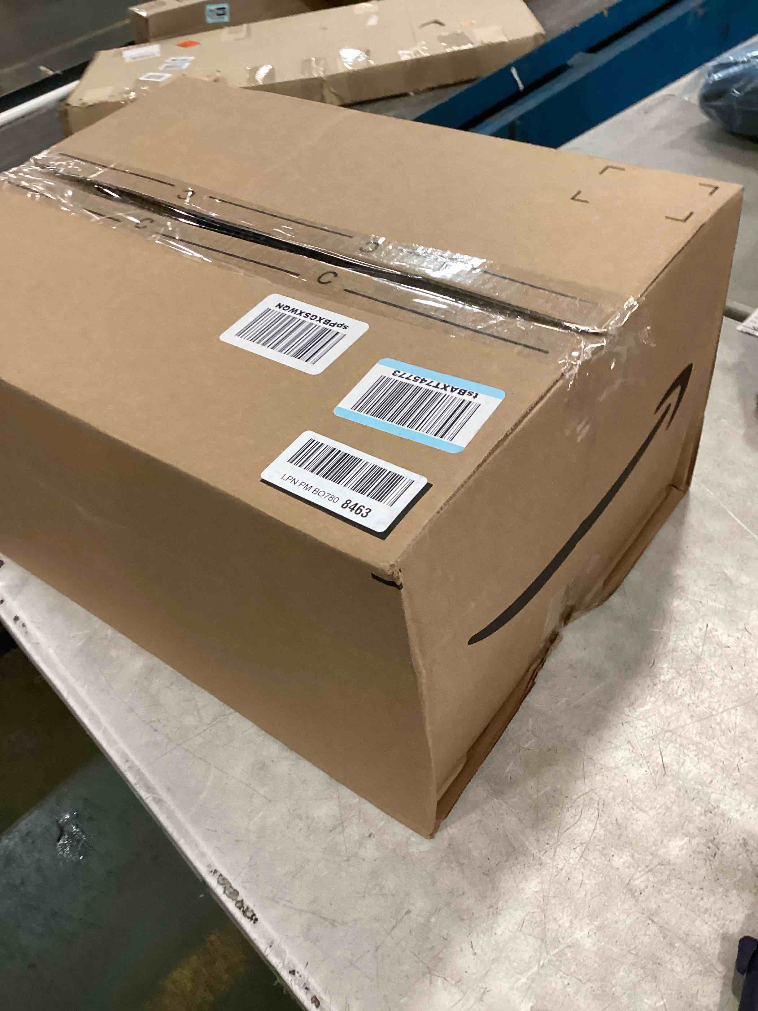 https://s3.amazonaws.com/lotting-images-prod/bidfta/TEA0037129_1723484511254.jpeg
