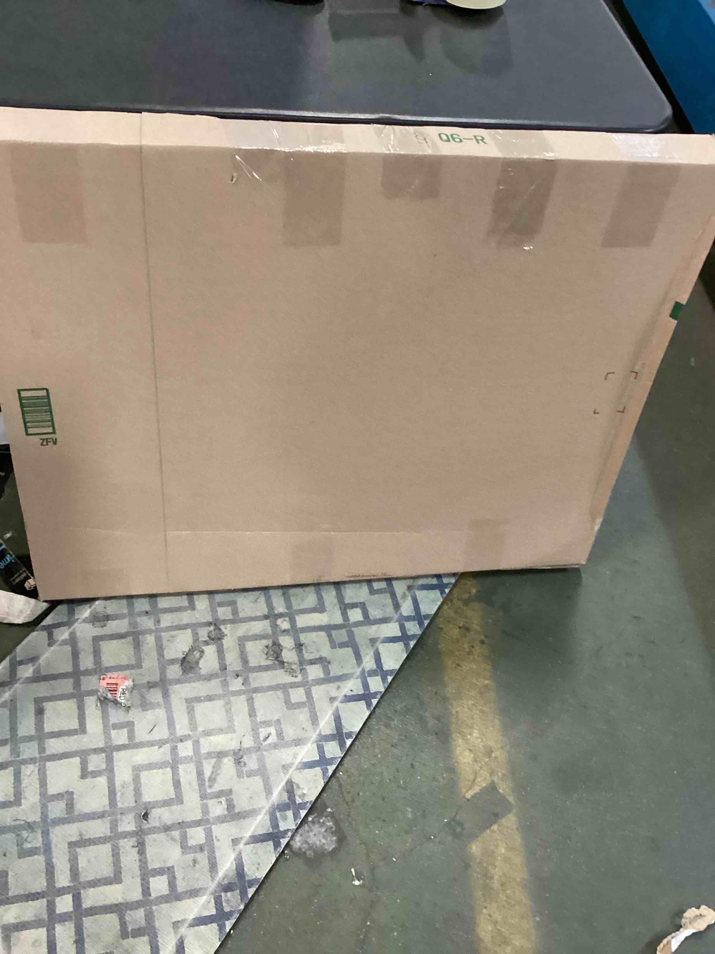 https://s3.amazonaws.com/lotting-images-prod/bidfta/TEA0037833_1723042427293.jpeg
