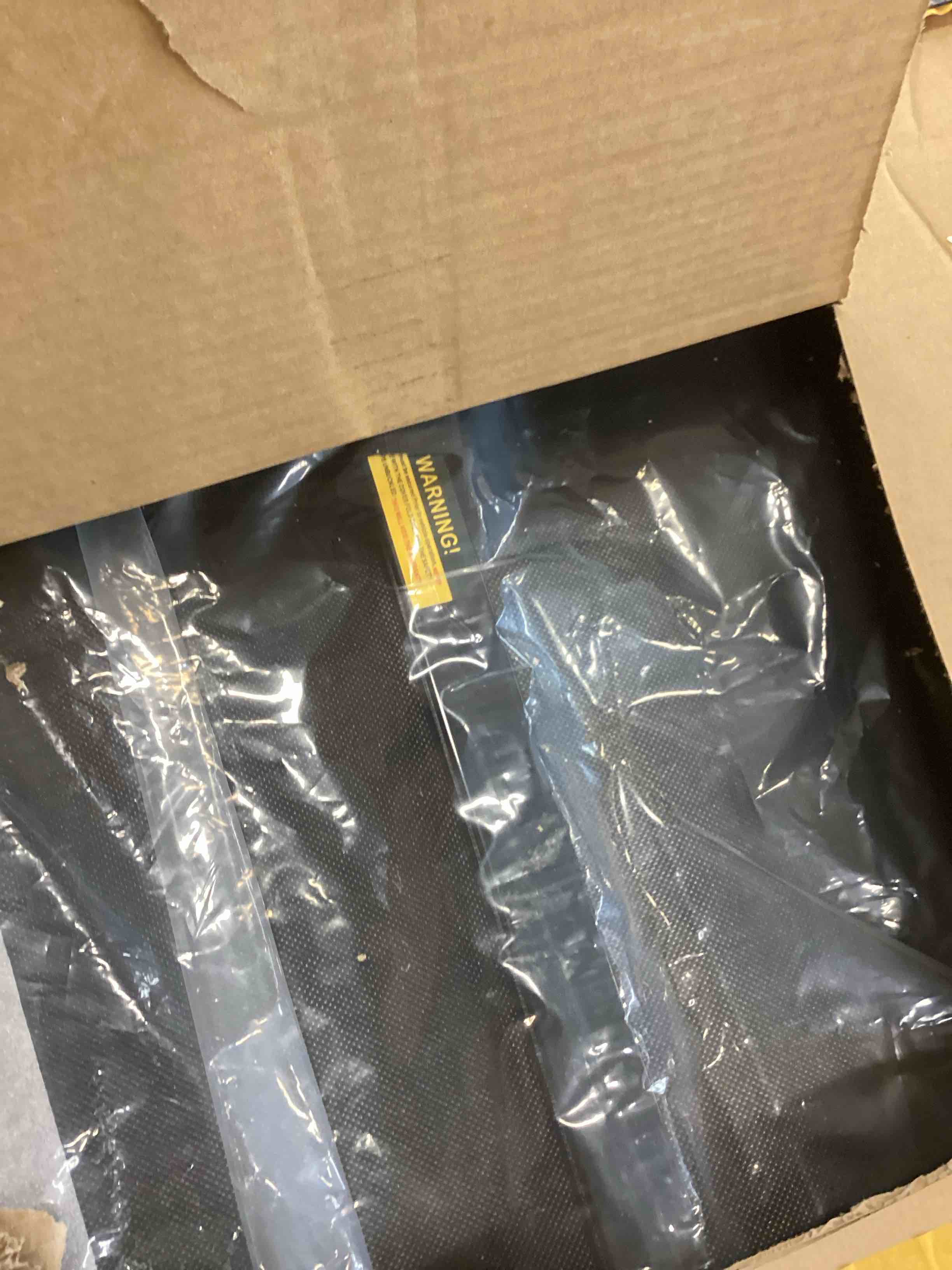 https://s3.amazonaws.com/lotting-images-prod/bidfta/TEA0038280_1724848246448.jpeg