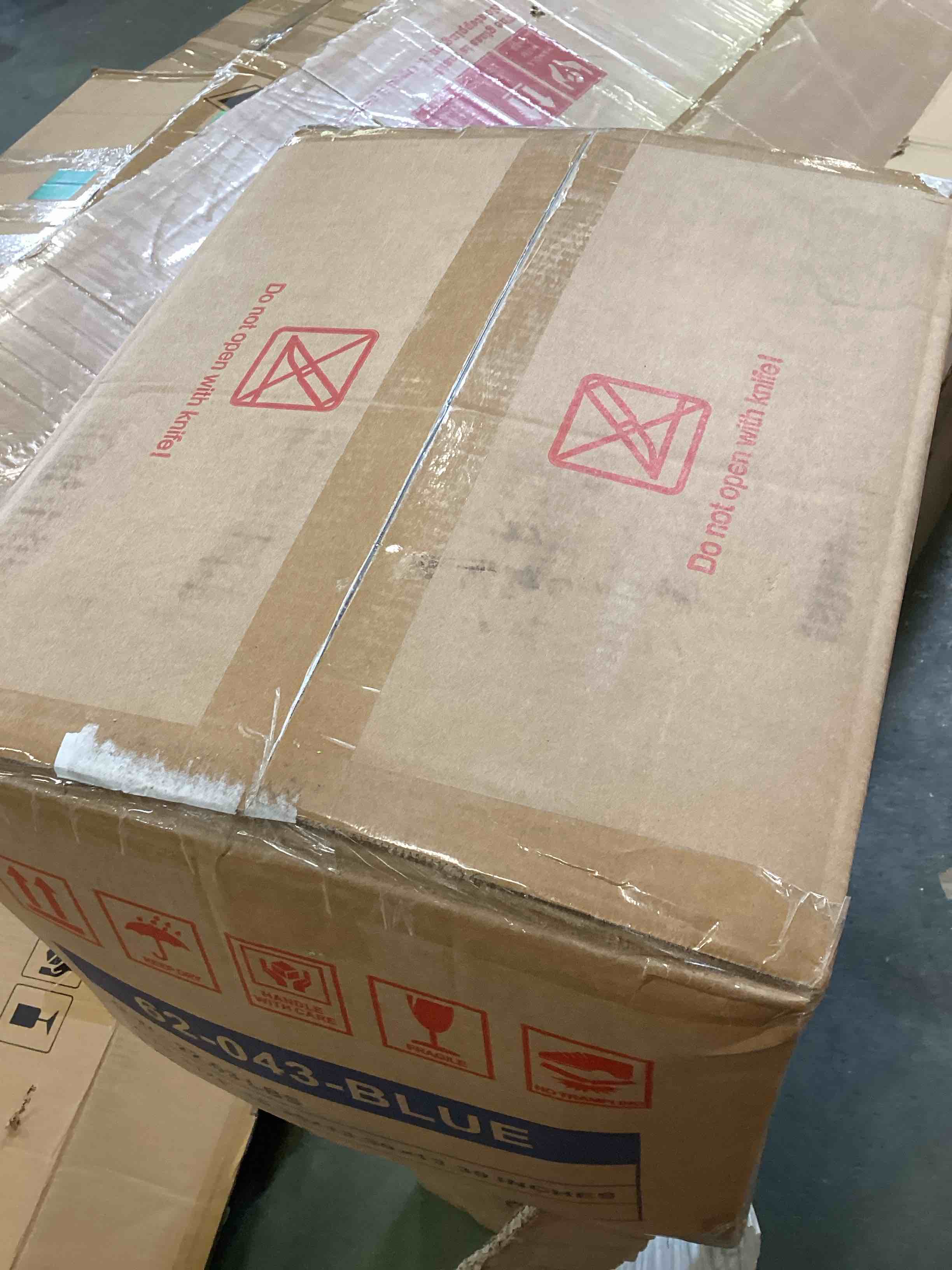 https://s3.amazonaws.com/lotting-images-prod/bidfta/TEA0039005_1724178501933.jpeg