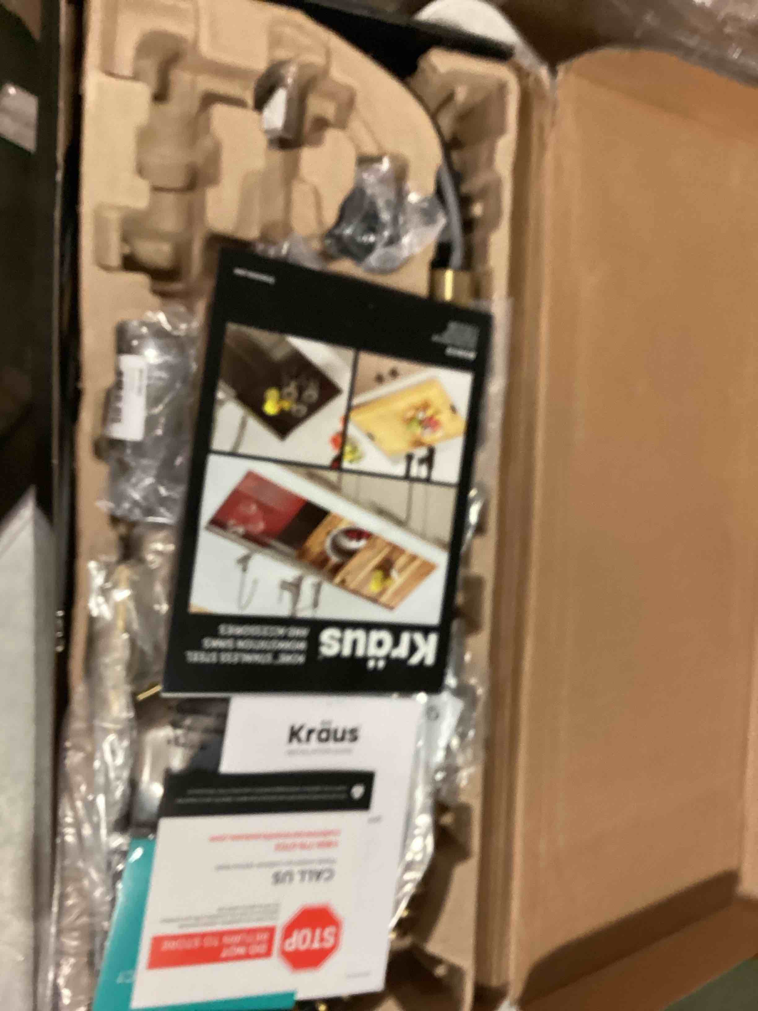 https://s3.amazonaws.com/lotting-images-prod/bidfta/TEA0040612_1723747972211.jpeg