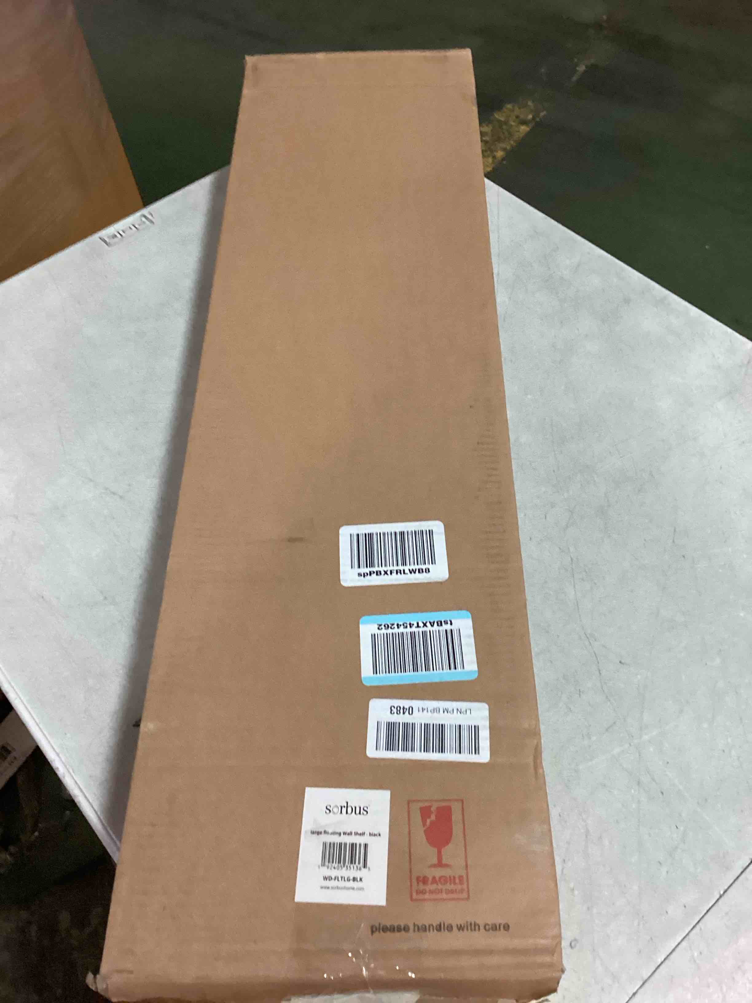 https://s3.amazonaws.com/lotting-images-prod/bidfta/TEA0040622_1723746000047.jpeg