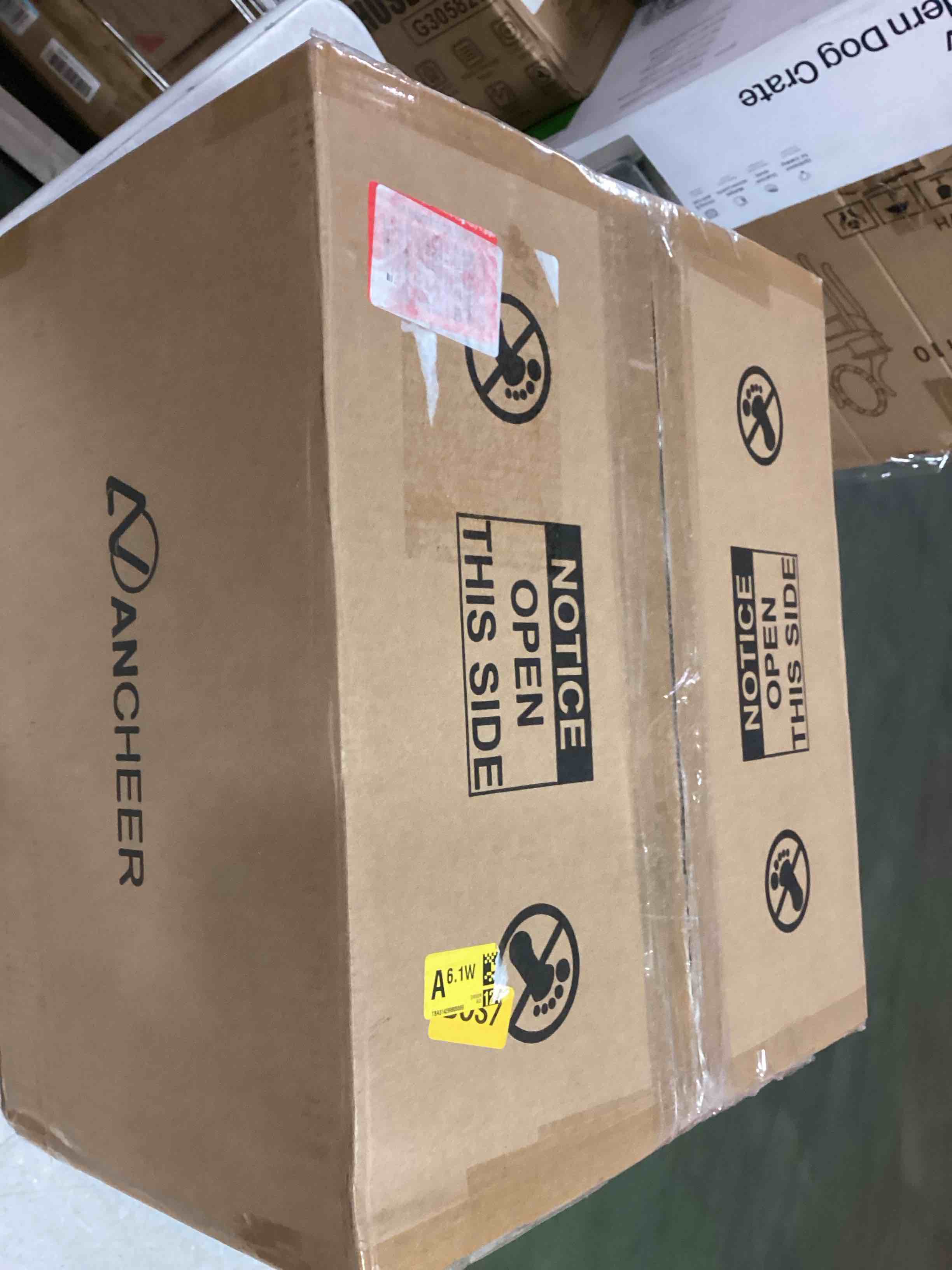 https://s3.amazonaws.com/lotting-images-prod/bidfta/TEA0040665_1723729210516.jpeg