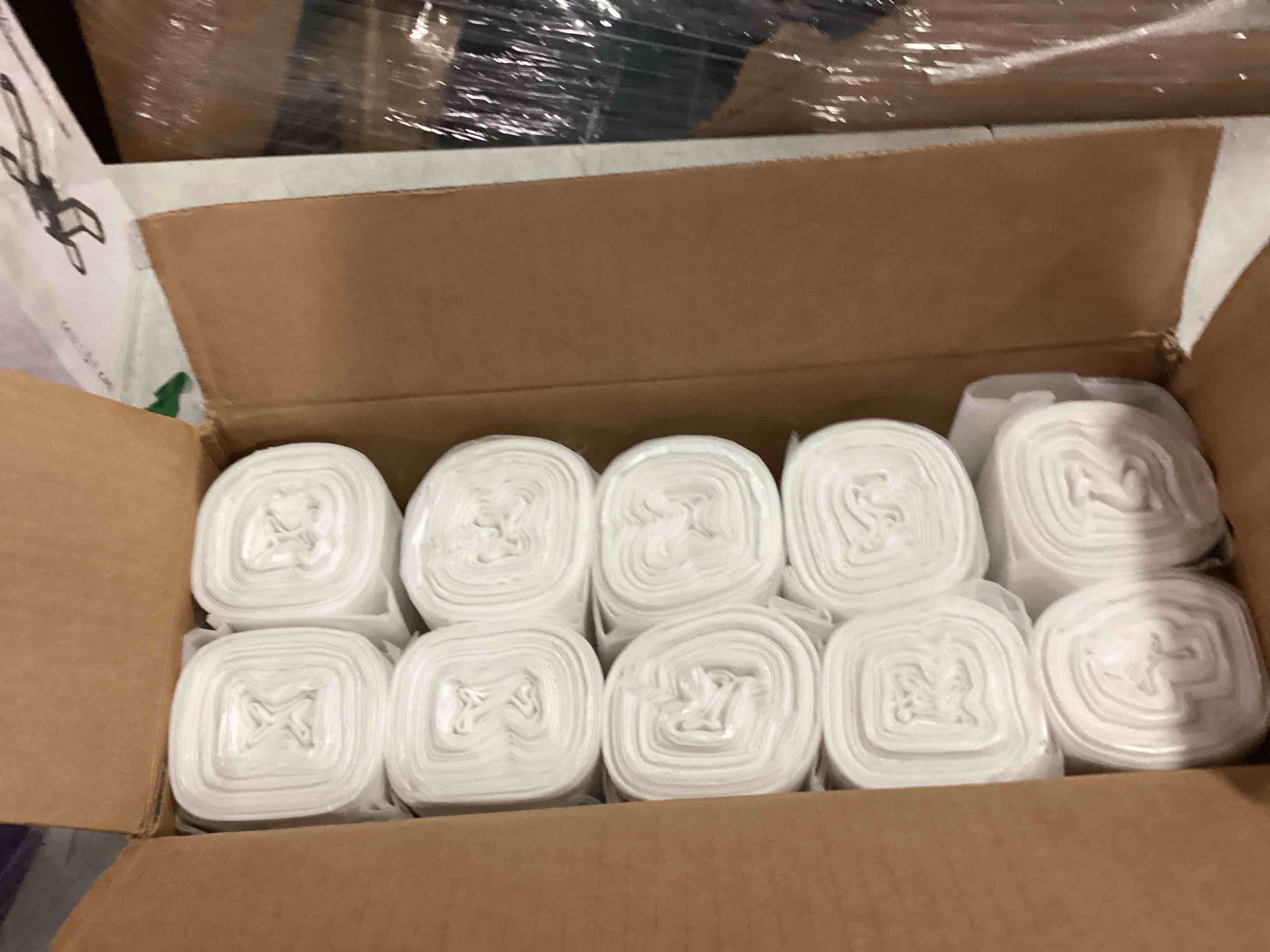 https://s3.amazonaws.com/lotting-images-prod/bidfta/TEA0040952_1723489686598.jpeg