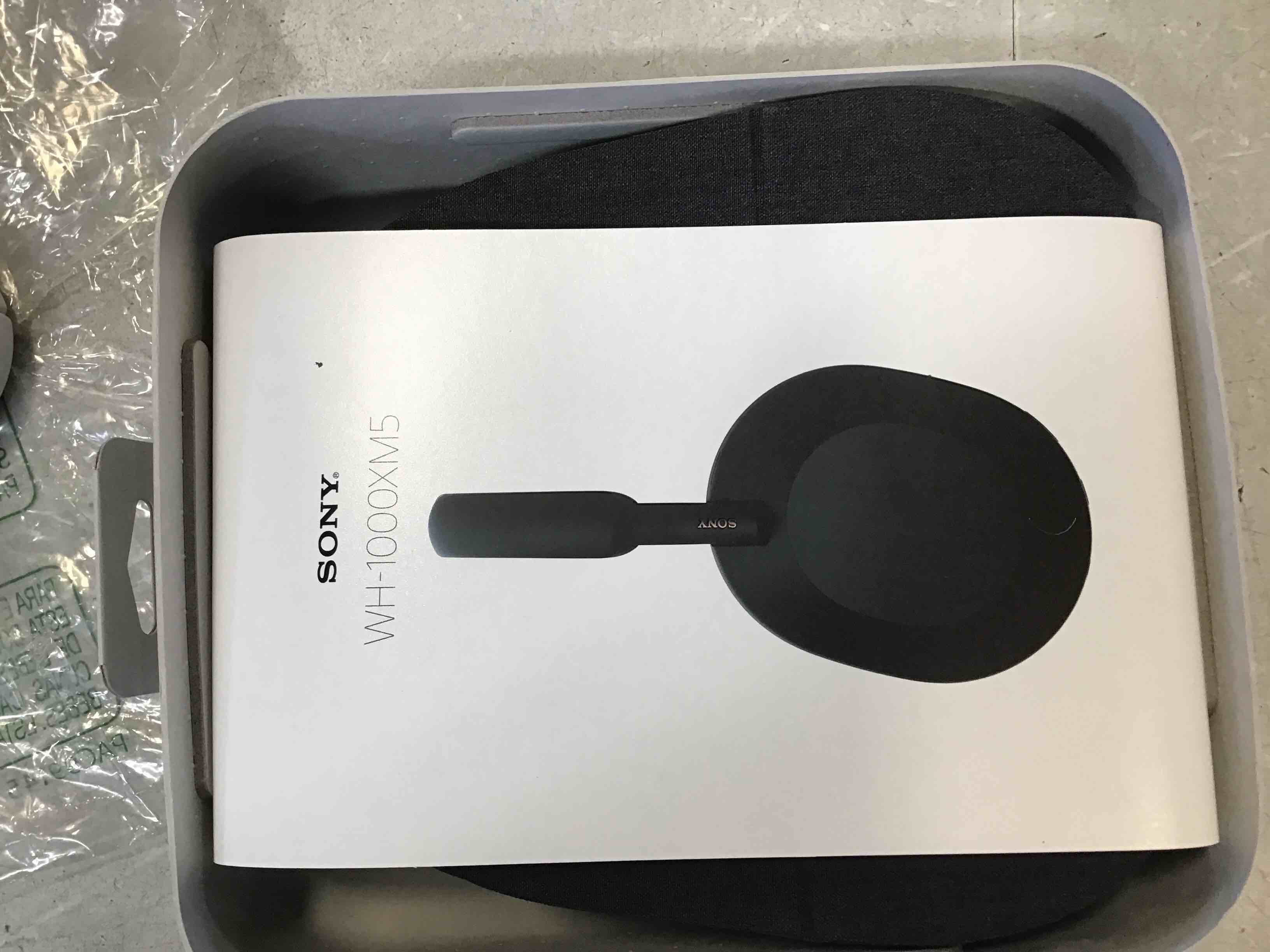 https://s3.amazonaws.com/lotting-images-prod/bidfta/TEA0045186_1726081916002.jpeg