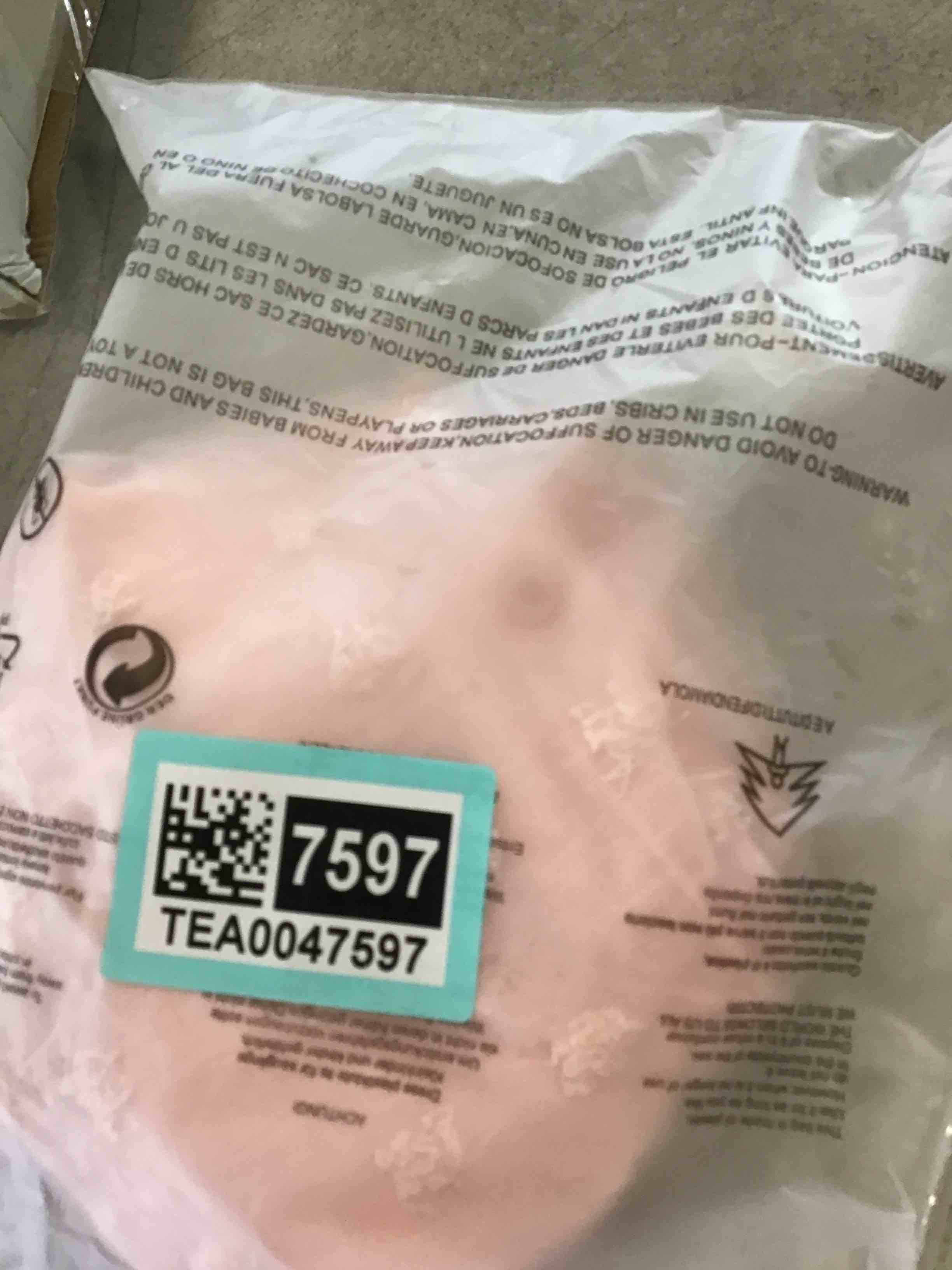 https://s3.amazonaws.com/lotting-images-prod/bidfta/TEA0047597_1723750368187.jpeg