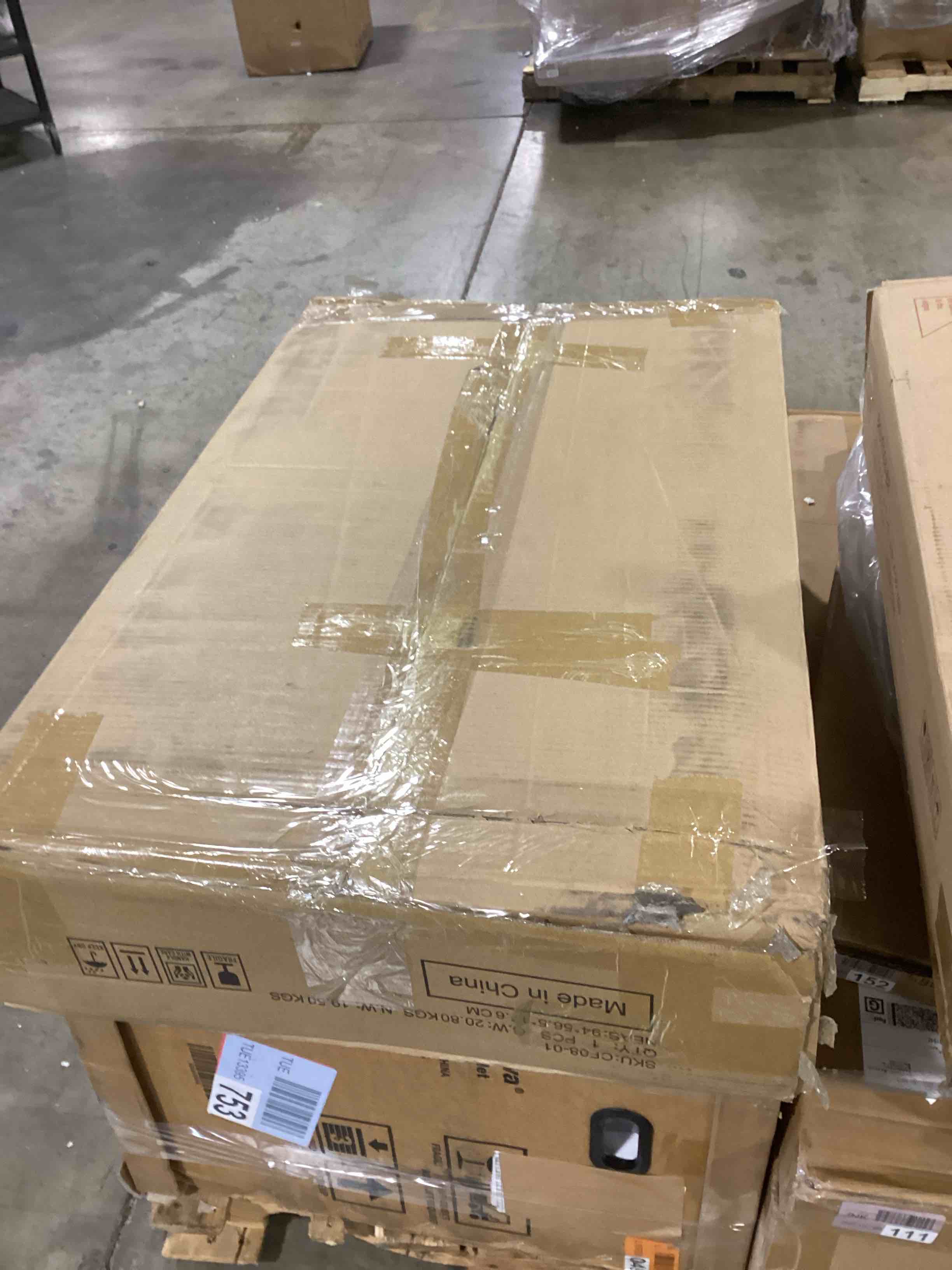 https://s3.amazonaws.com/lotting-images-prod/bidfta/TEA0049669_1737733846521.jpeg