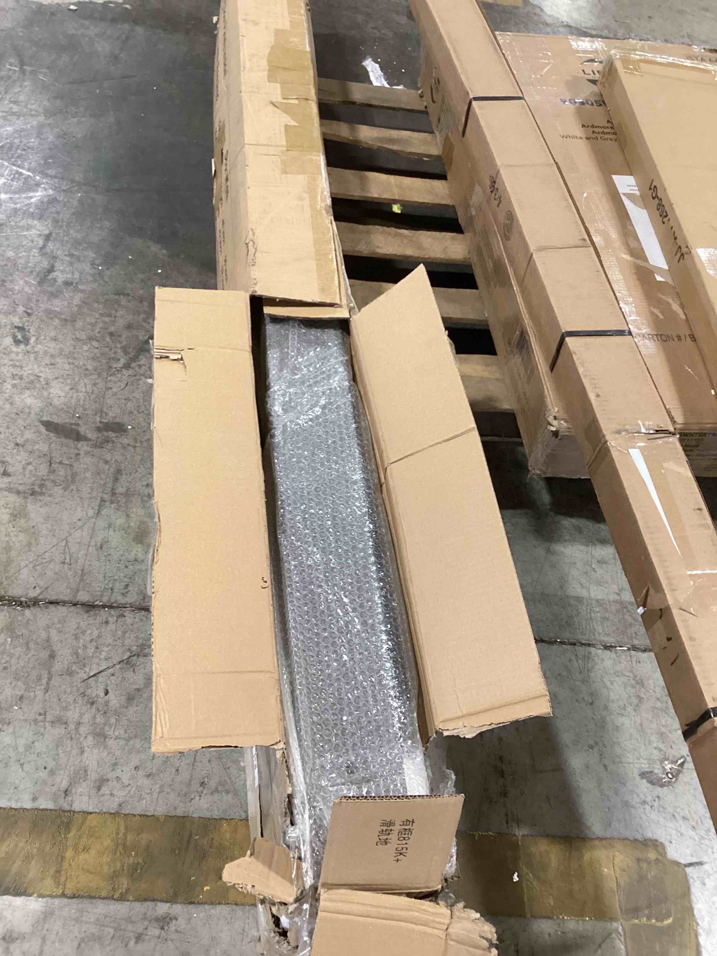 https://s3.amazonaws.com/lotting-images-prod/bidfta/TEA0049716_1737569864624.jpeg