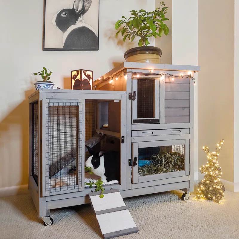 Brunner Weather Resistant Small Animal Hutch INCOMPLETE 