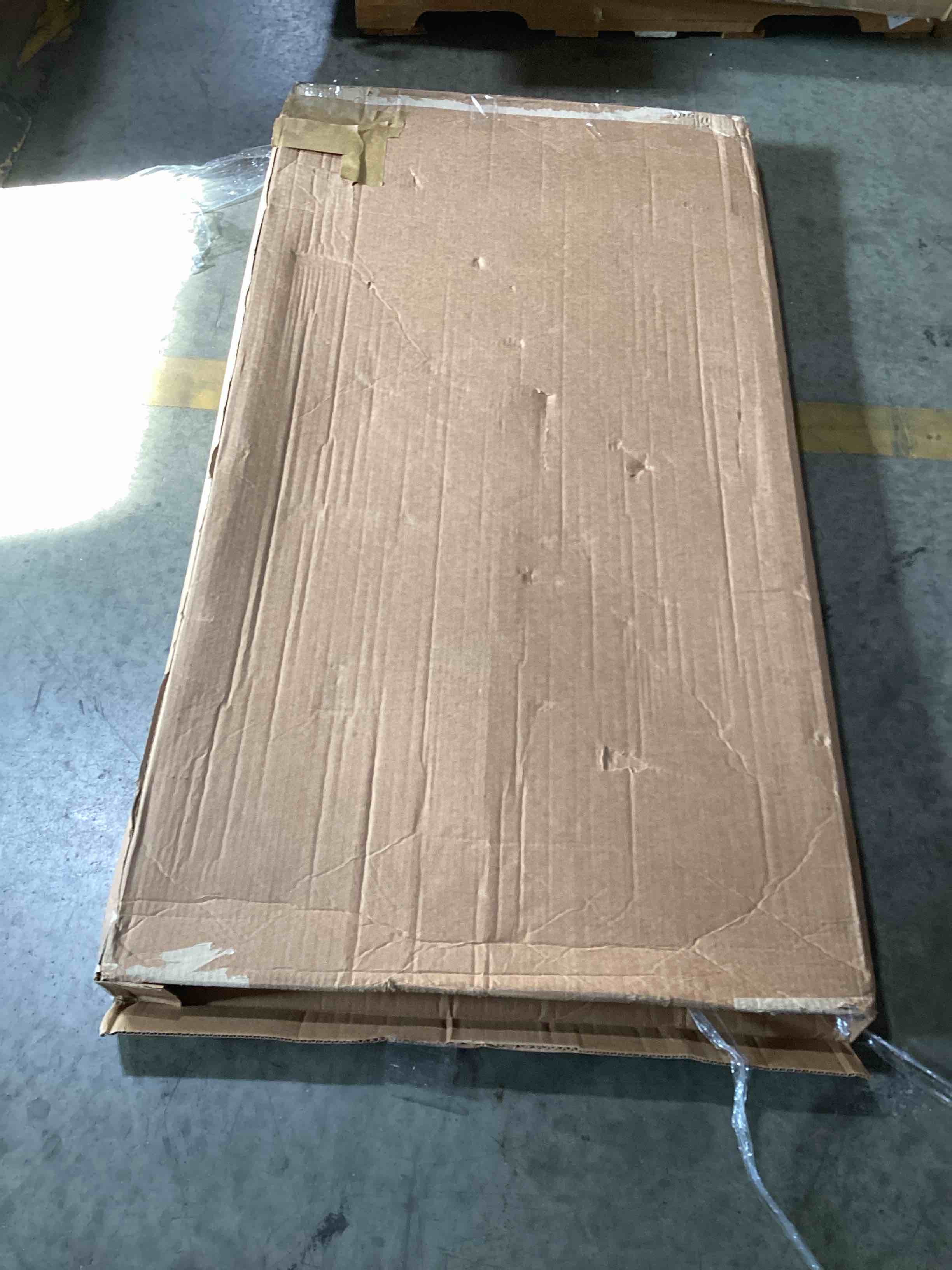 https://s3.amazonaws.com/lotting-images-prod/bidfta/TEA0055842_1734972794168.jpeg