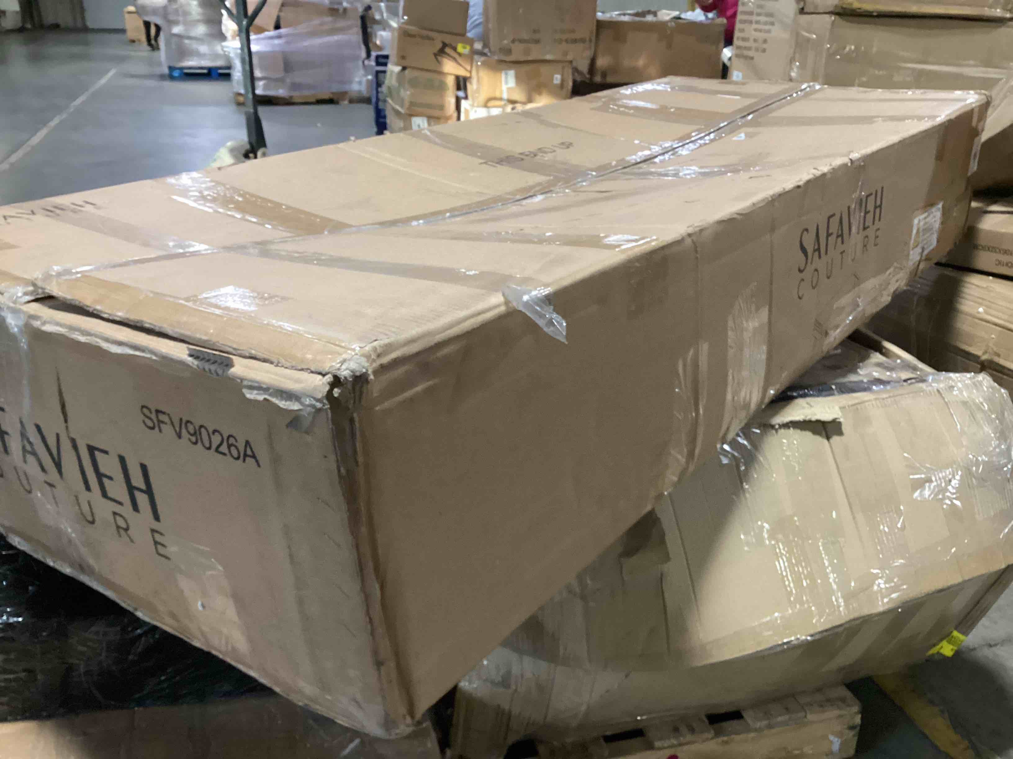 https://s3.amazonaws.com/lotting-images-prod/bidfta/TEA0055853_1734965477127.jpeg