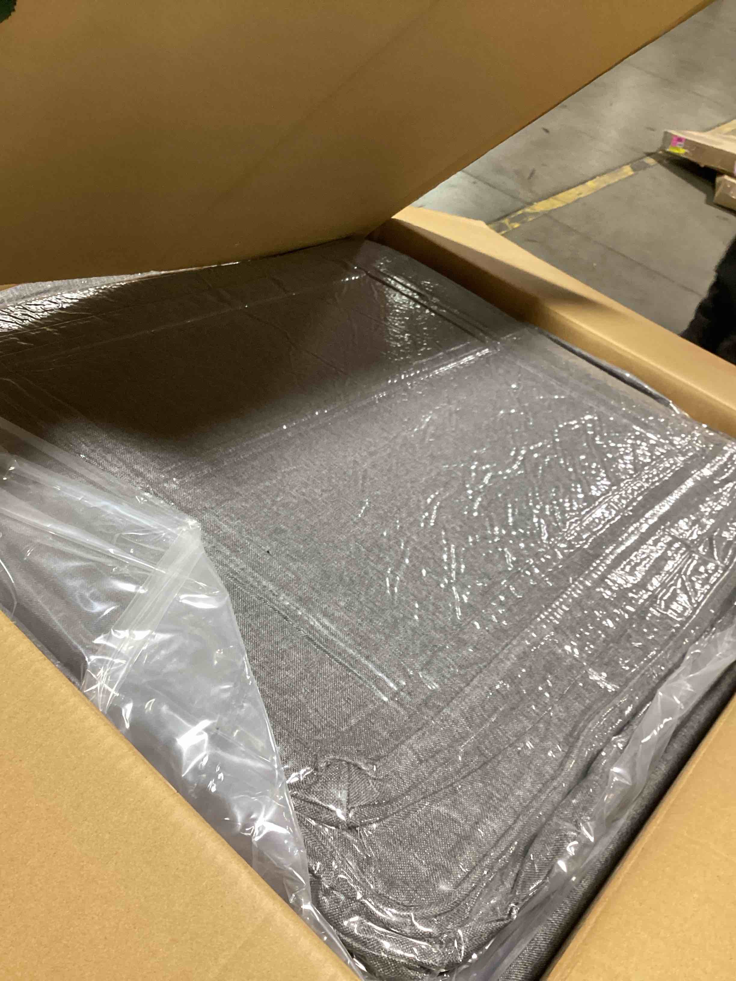 https://s3.amazonaws.com/lotting-images-prod/bidfta/TEA0055909_1734718735219.jpeg