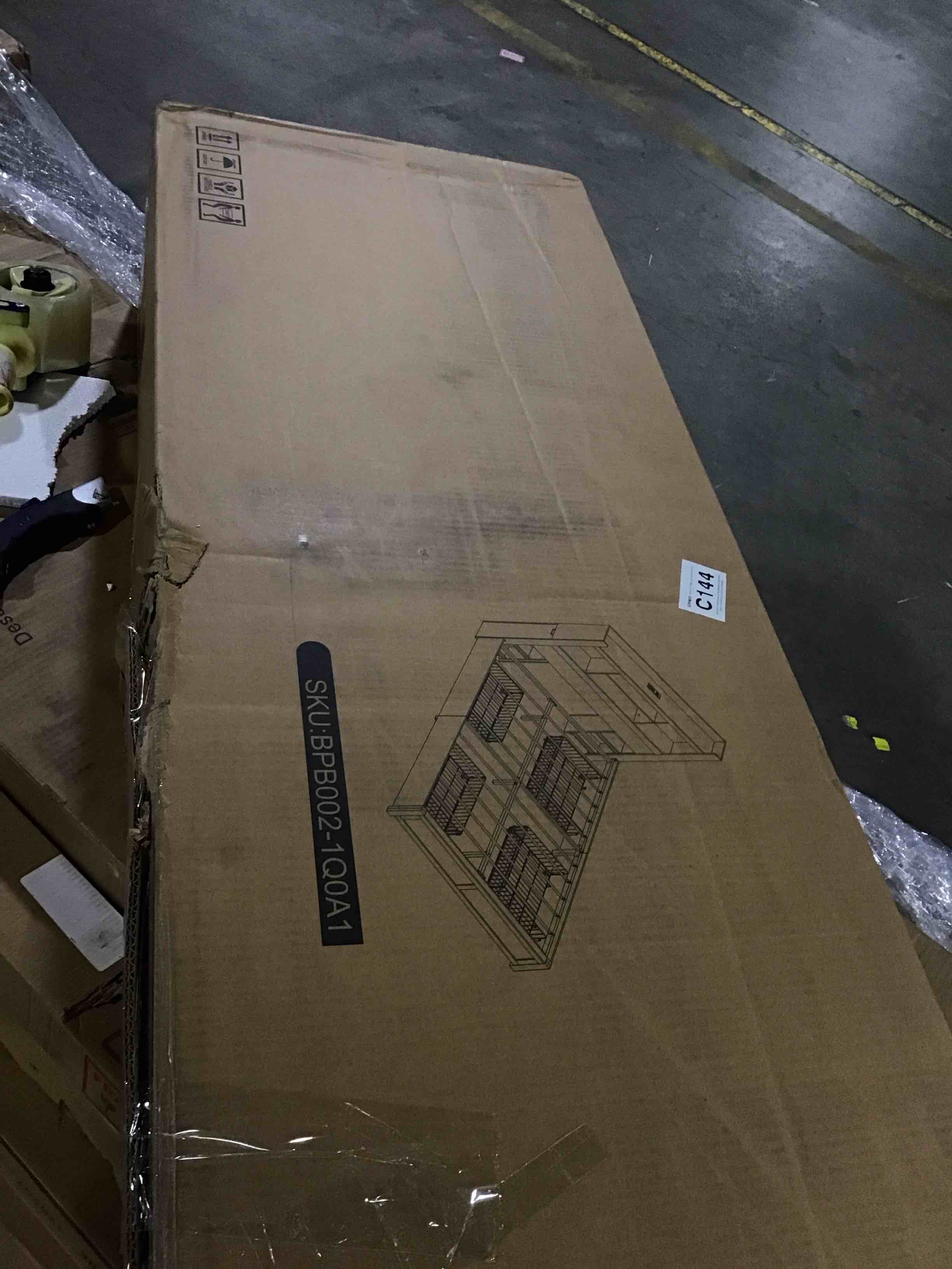 BPB002 bed  ( incomplete box 1/2) 
