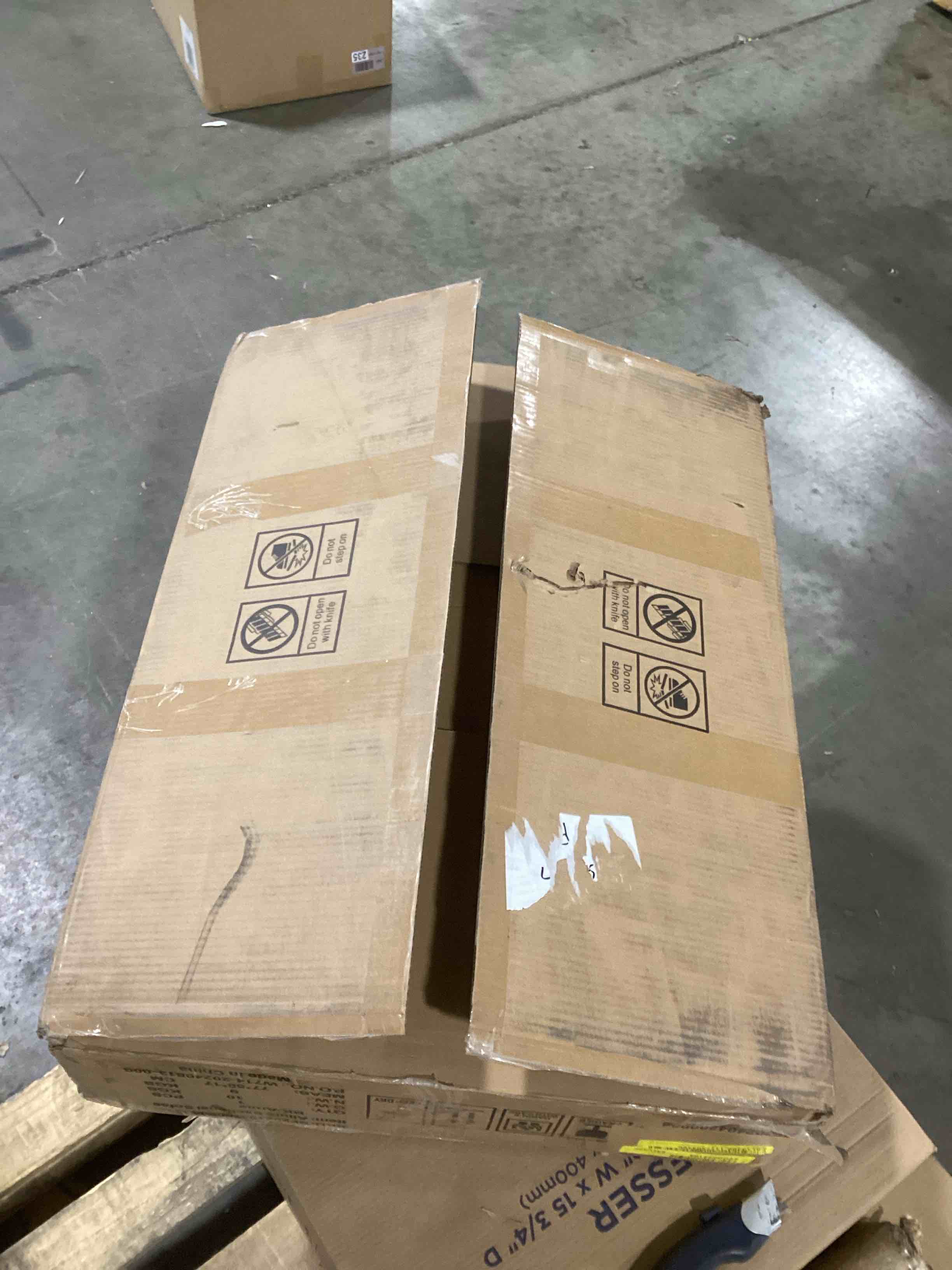 https://s3.amazonaws.com/lotting-images-prod/bidfta/TEA0058807_1737733025060.jpeg