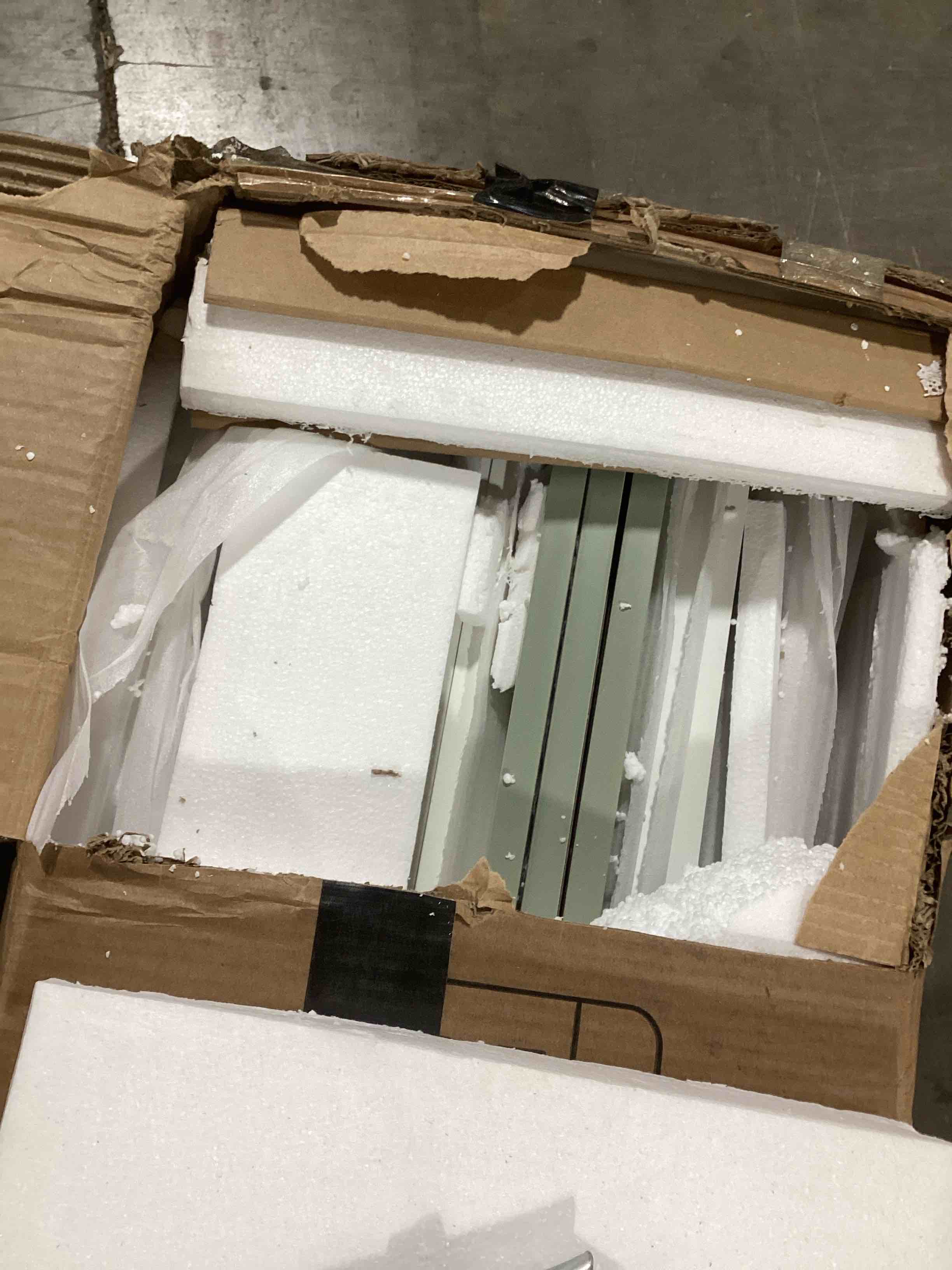 https://s3.amazonaws.com/lotting-images-prod/bidfta/TEA0058938_1737646600137.jpeg