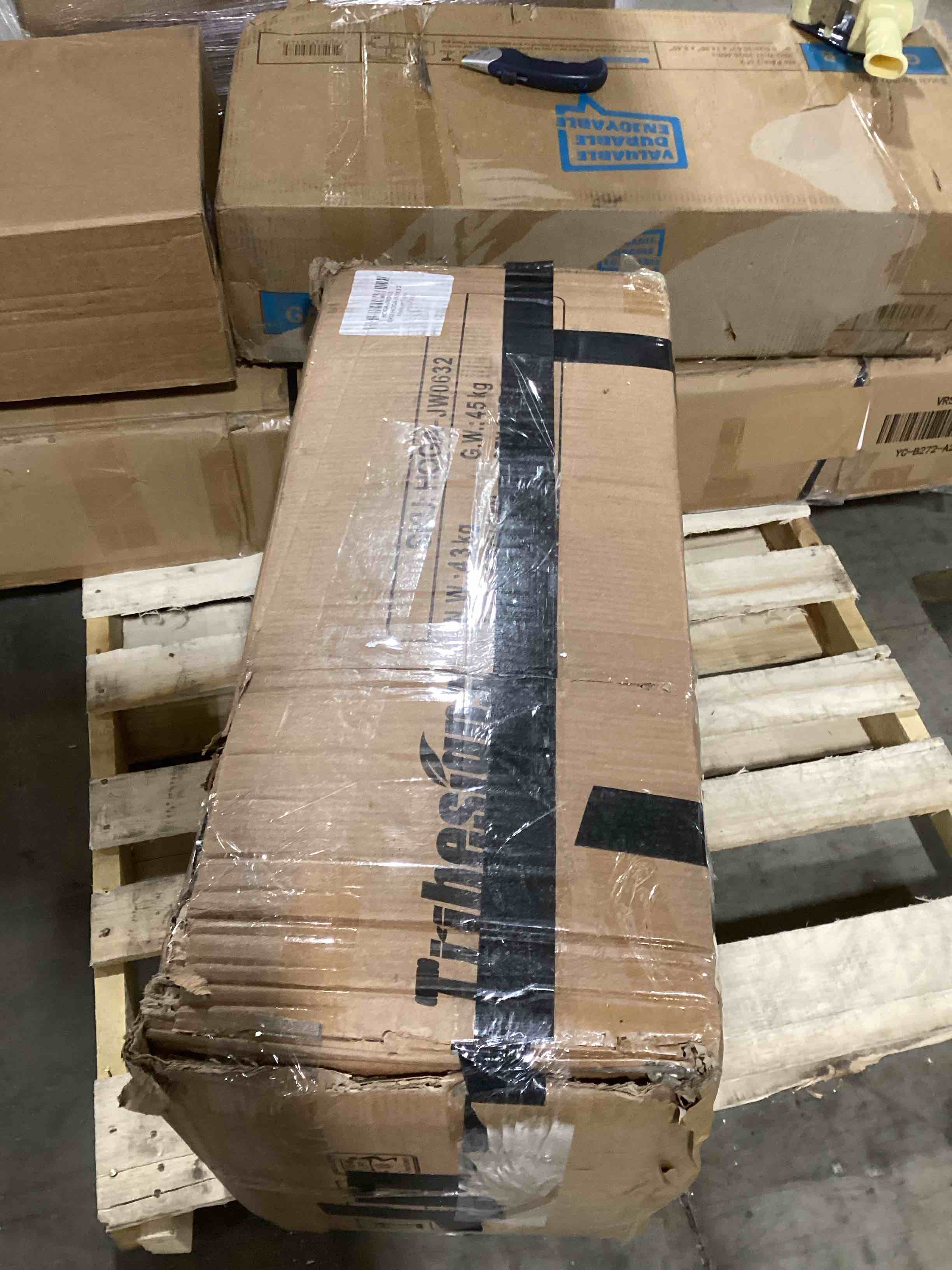 https://s3.amazonaws.com/lotting-images-prod/bidfta/TEA0058938_1737646655171.jpeg