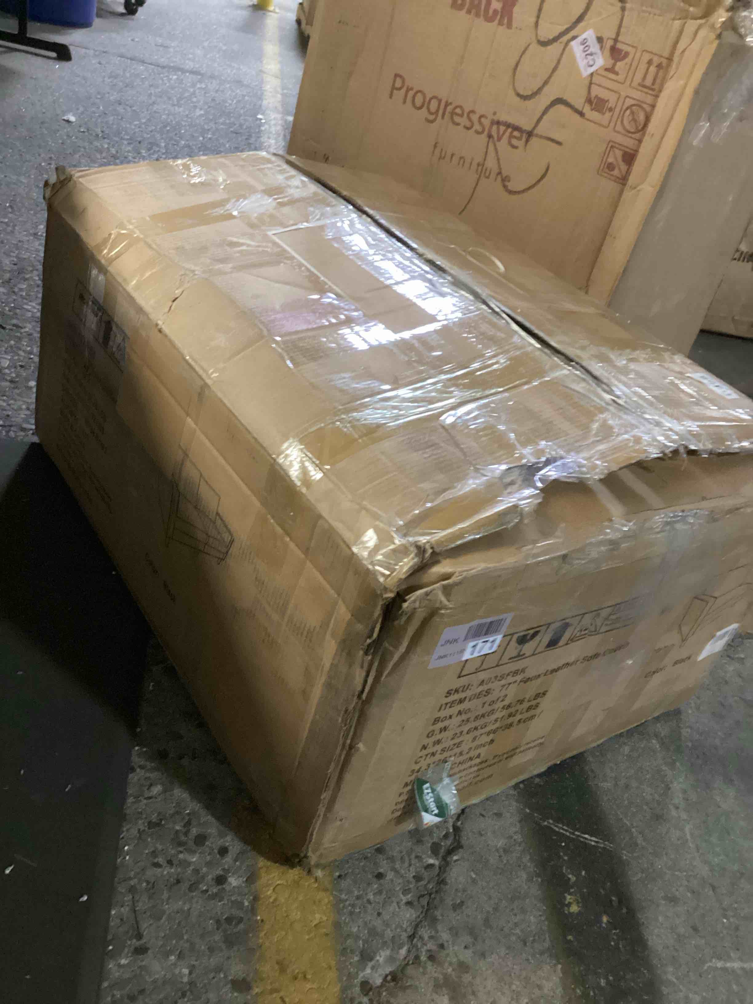 https://s3.amazonaws.com/lotting-images-prod/bidfta/TEA0067789_1734553065283.jpeg