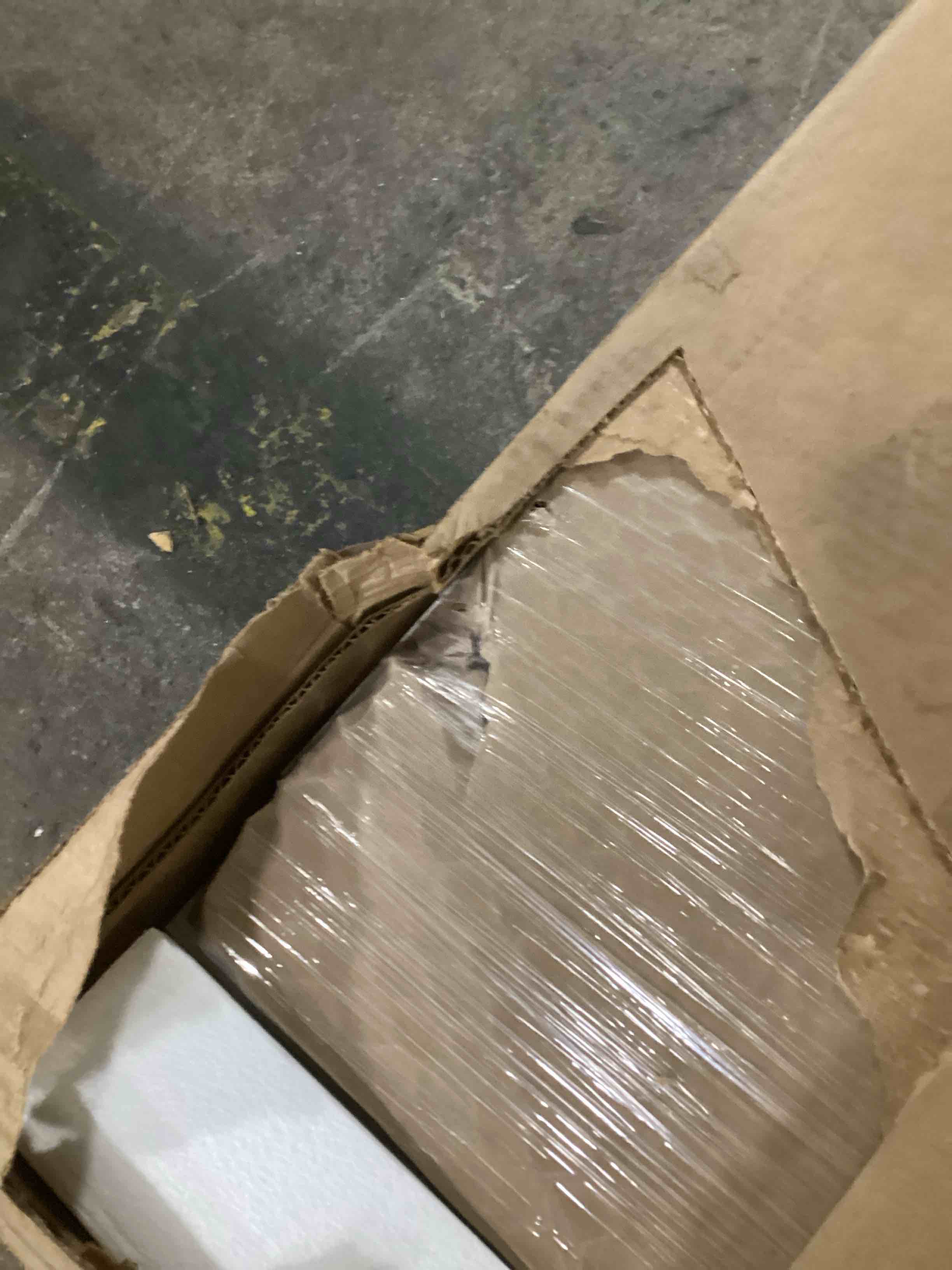https://s3.amazonaws.com/lotting-images-prod/bidfta/TEA0067807_1734546243559.jpeg