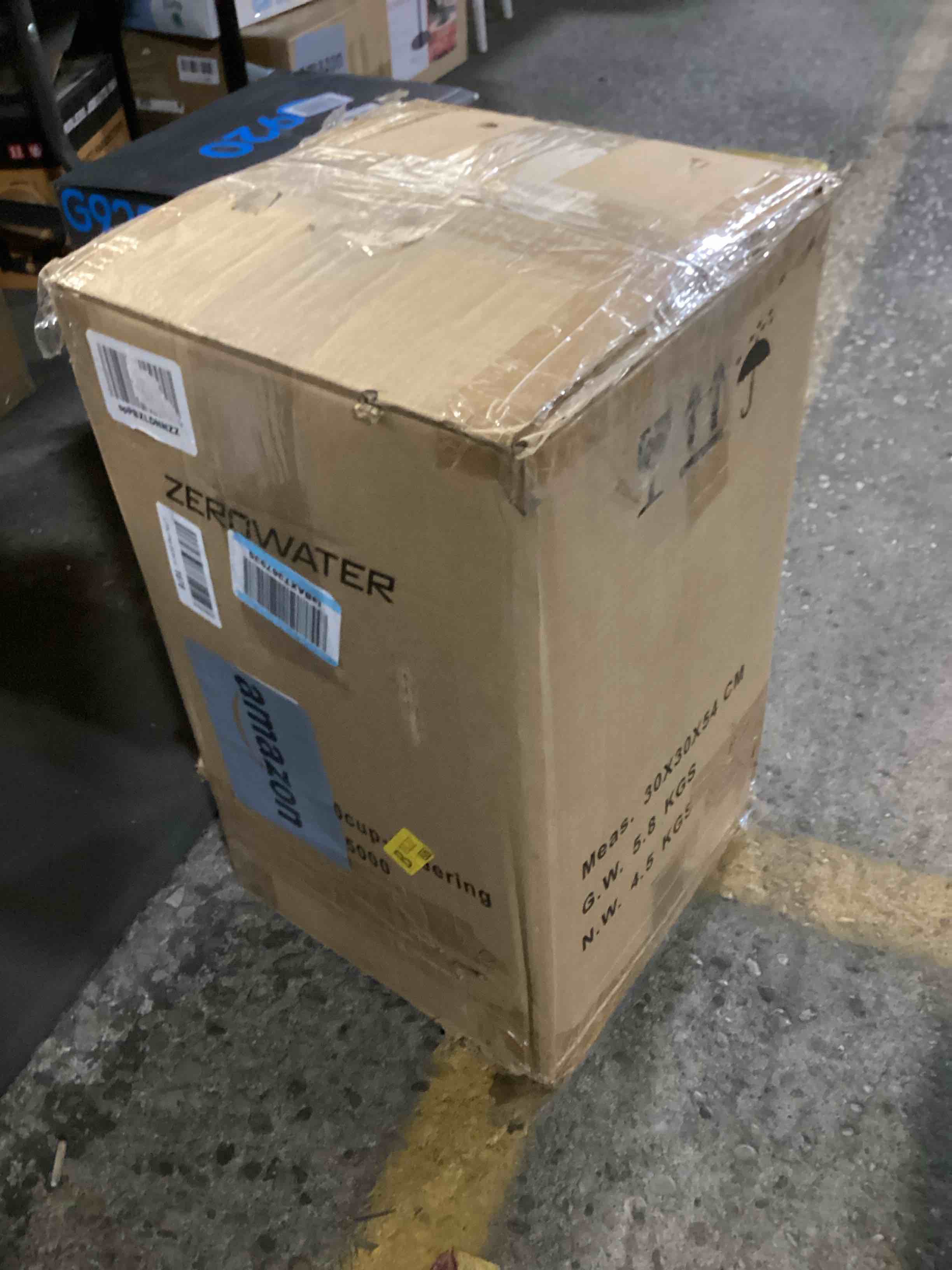 https://s3.amazonaws.com/lotting-images-prod/bidfta/TEA0067990_1733949134396.jpeg