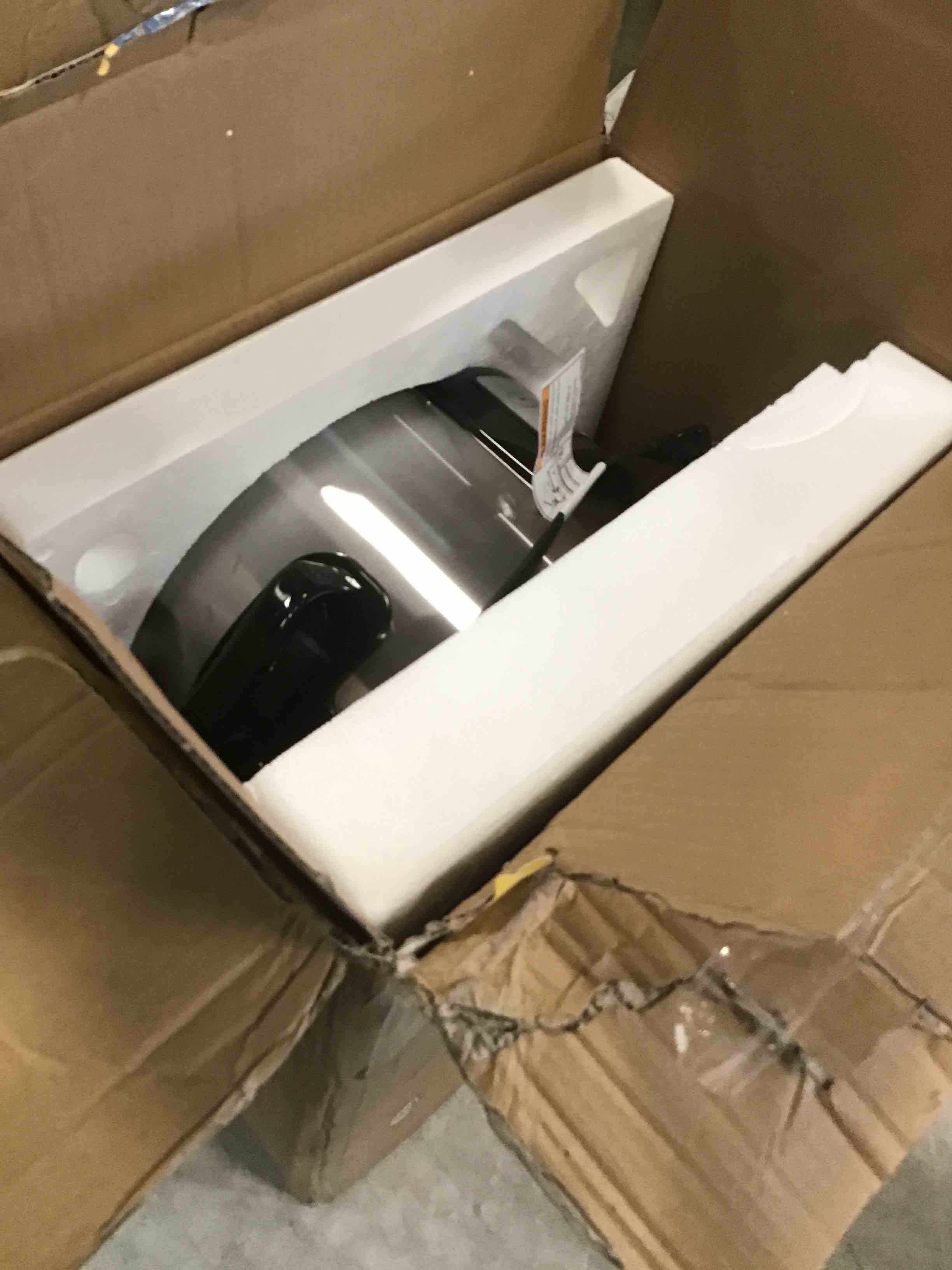 https://s3.amazonaws.com/lotting-images-prod/bidfta/TEA0084224_1723656965958.jpeg