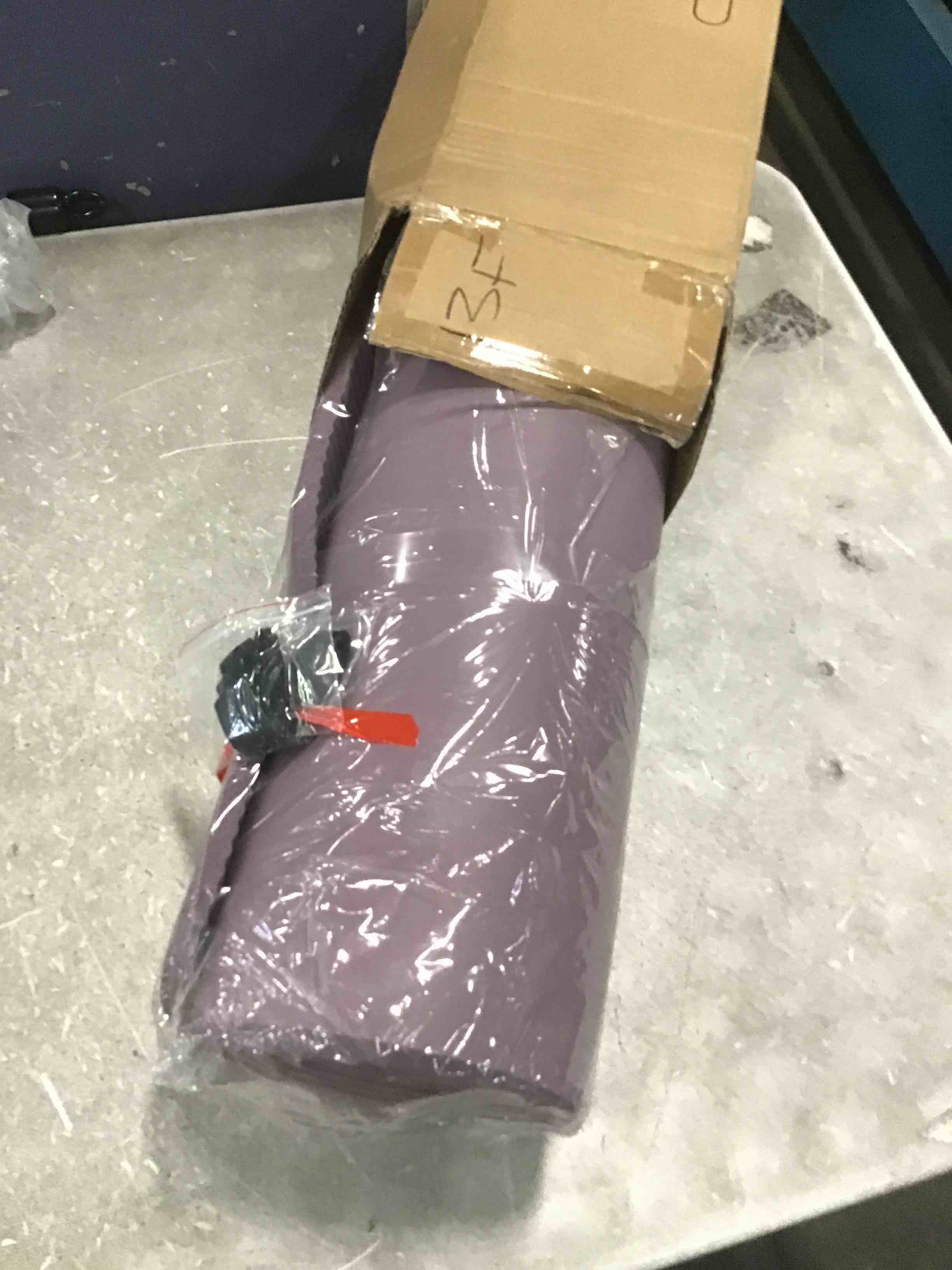 https://s3.amazonaws.com/lotting-images-prod/bidfta/TEA0084359_1723727906872.jpeg
