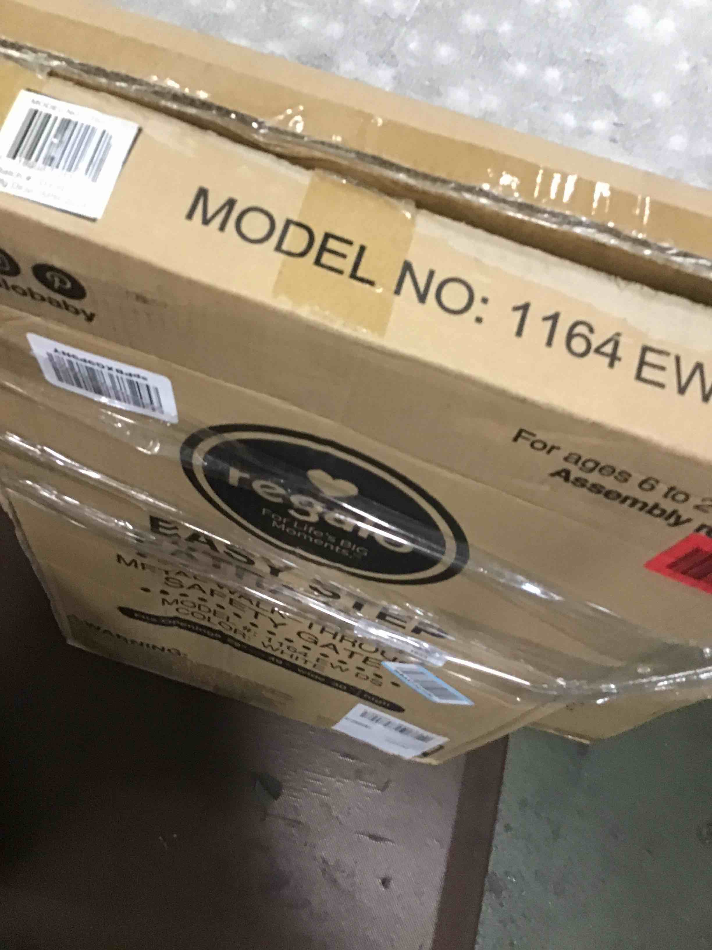 https://s3.amazonaws.com/lotting-images-prod/bidfta/TEA0084929_1724082624231.jpeg