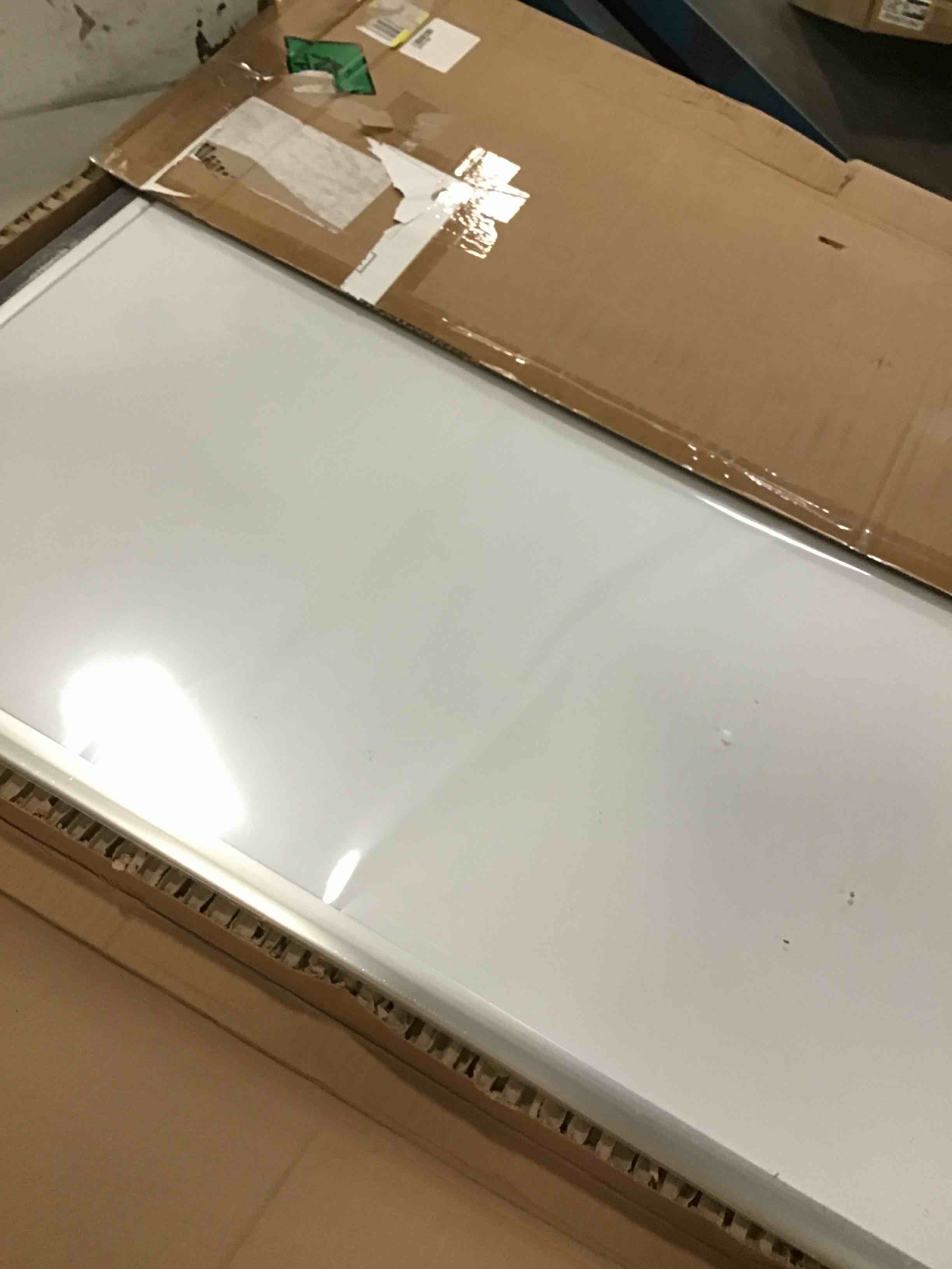 https://s3.amazonaws.com/lotting-images-prod/bidfta/TEA0085170_1724249951945.jpeg