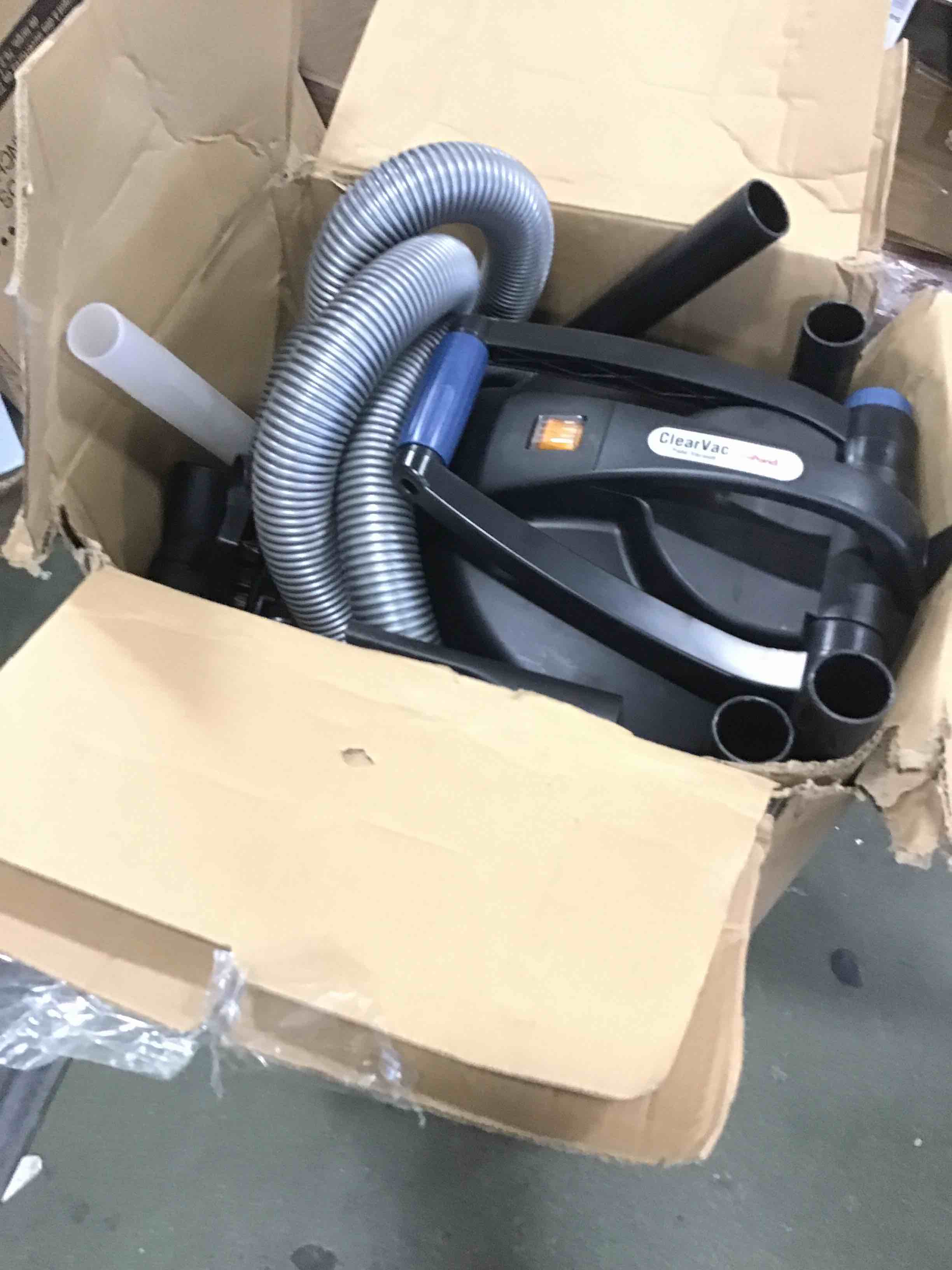 https://s3.amazonaws.com/lotting-images-prod/bidfta/TEA0085403_1724337590952.jpeg