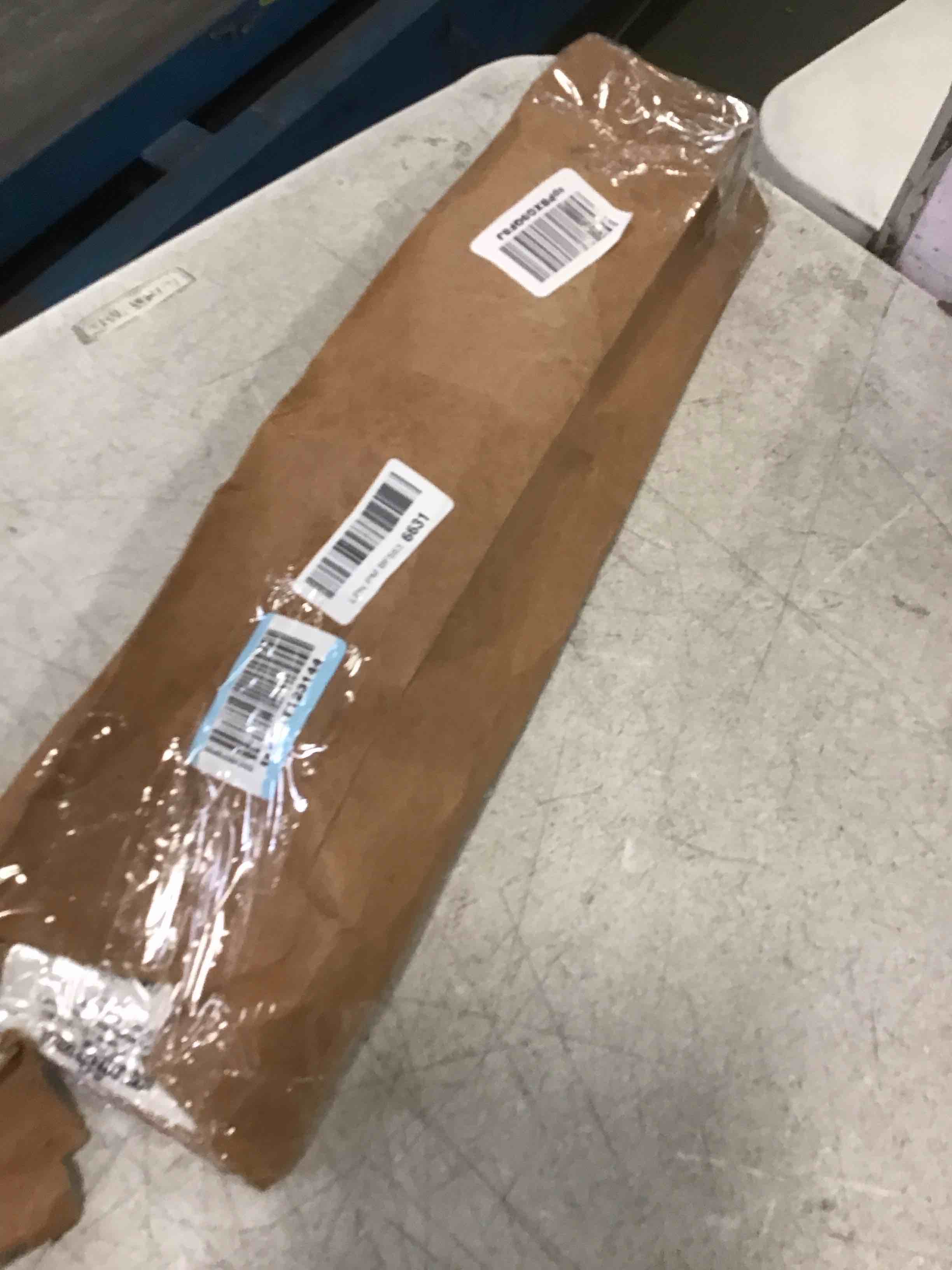 https://s3.amazonaws.com/lotting-images-prod/bidfta/TEA0085583_1724357716917.jpeg